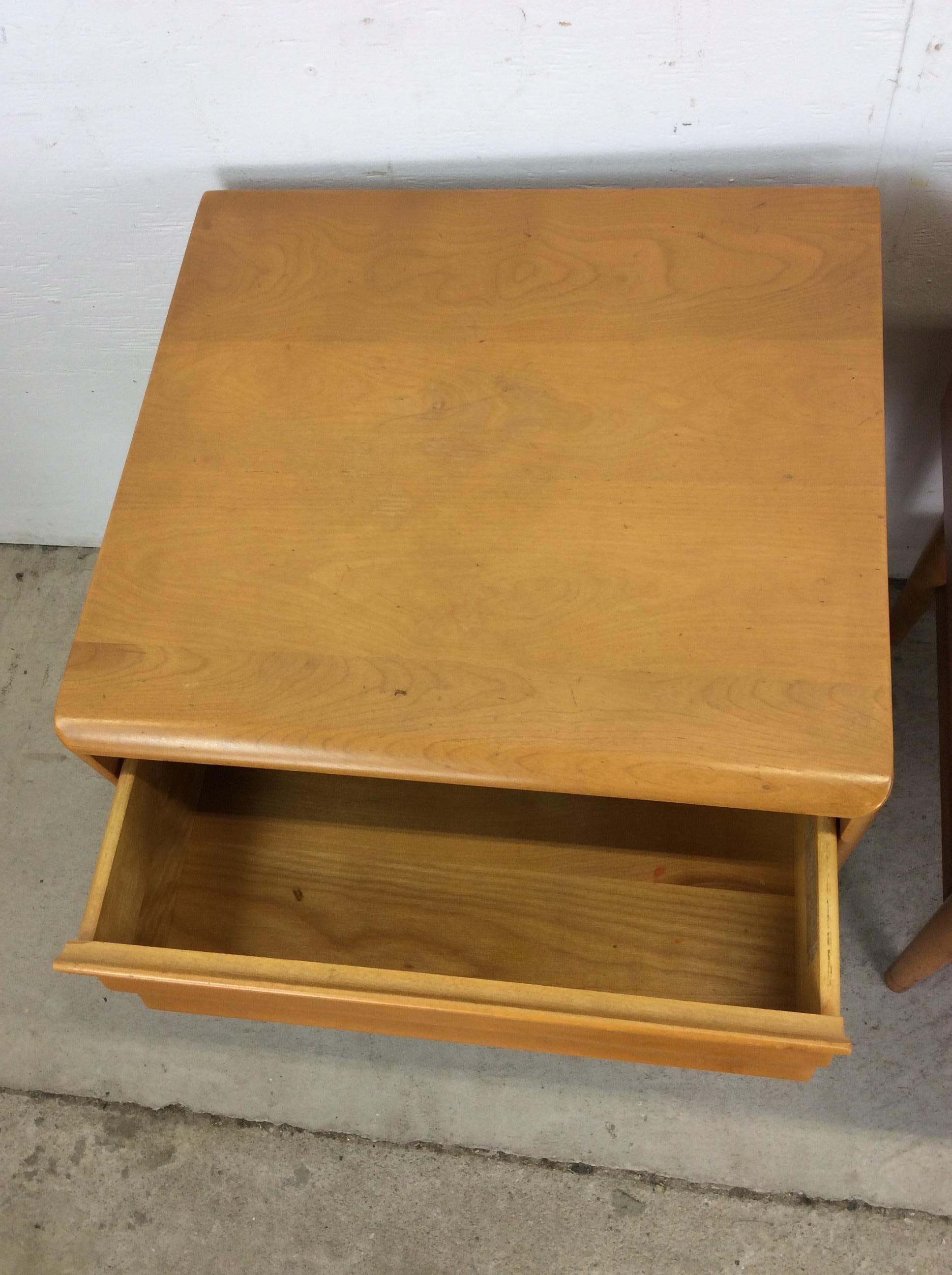 Pair of Mid Century Modern Nightstands by Heywood Wakefield For Sale 4