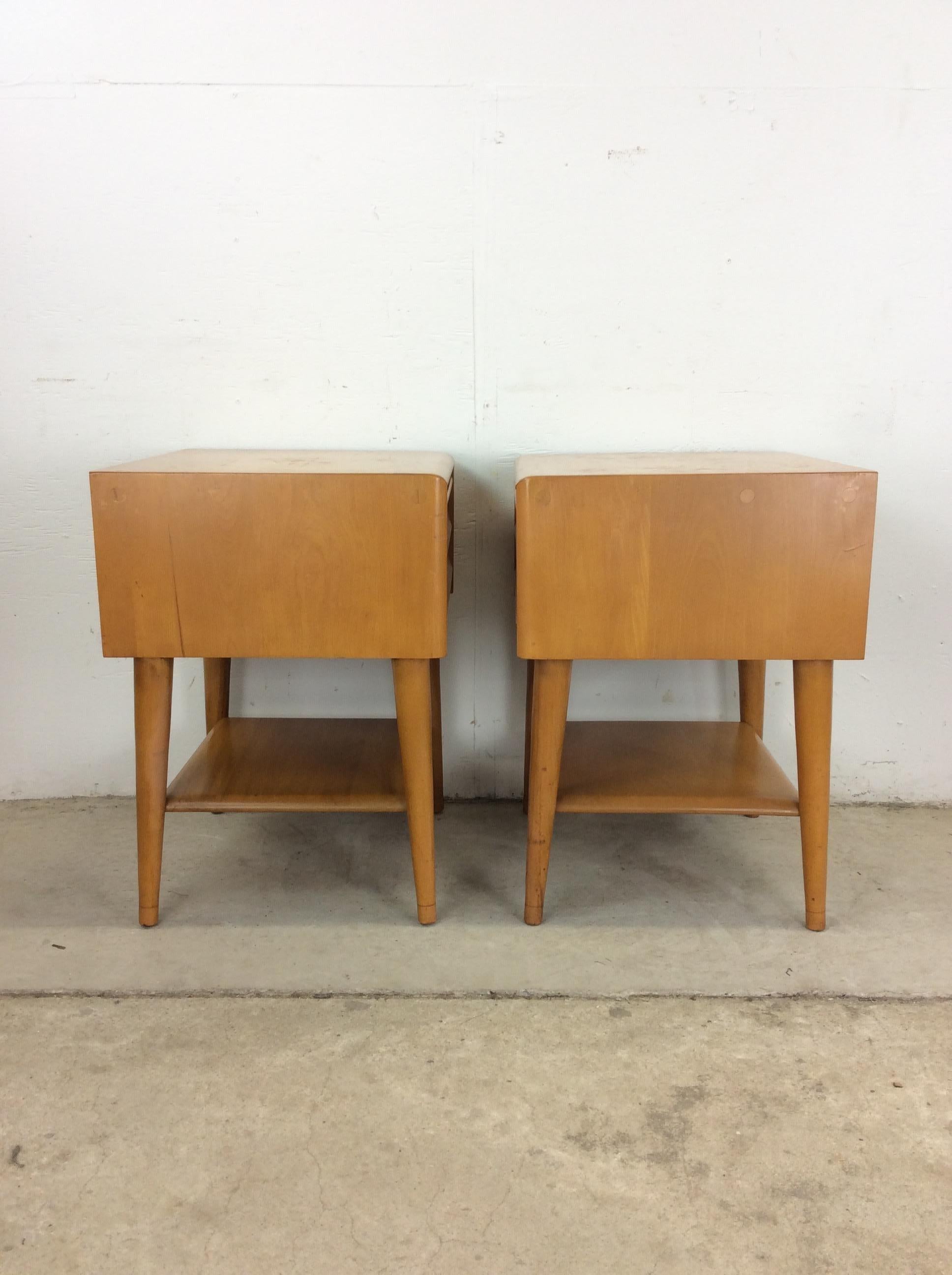 Pair of Mid Century Modern Nightstands by Heywood Wakefield For Sale 6