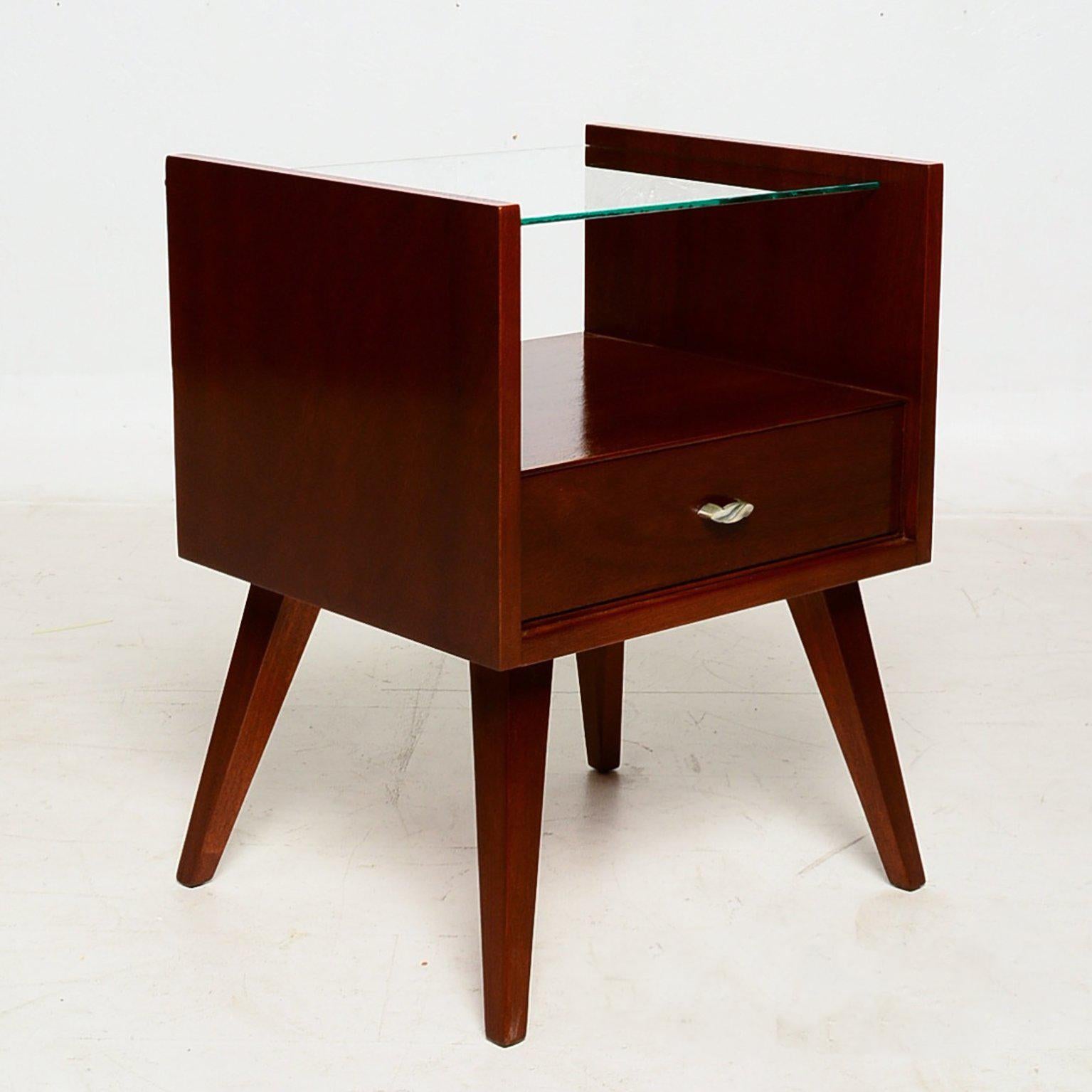 mid century modern nightstands