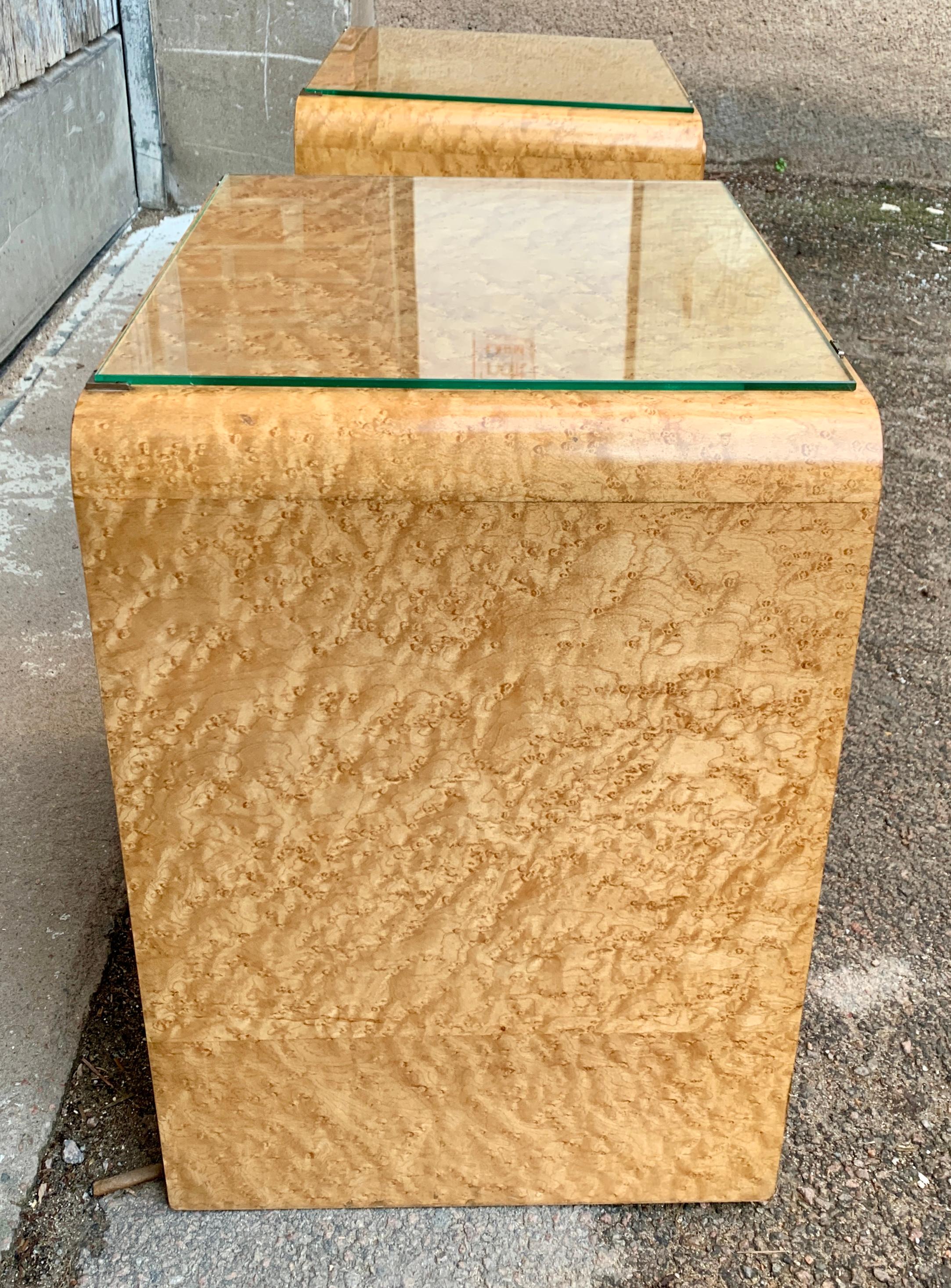 Pair of Mid-Century Modern Nightstands in Birch Burlwood, Sweden 7