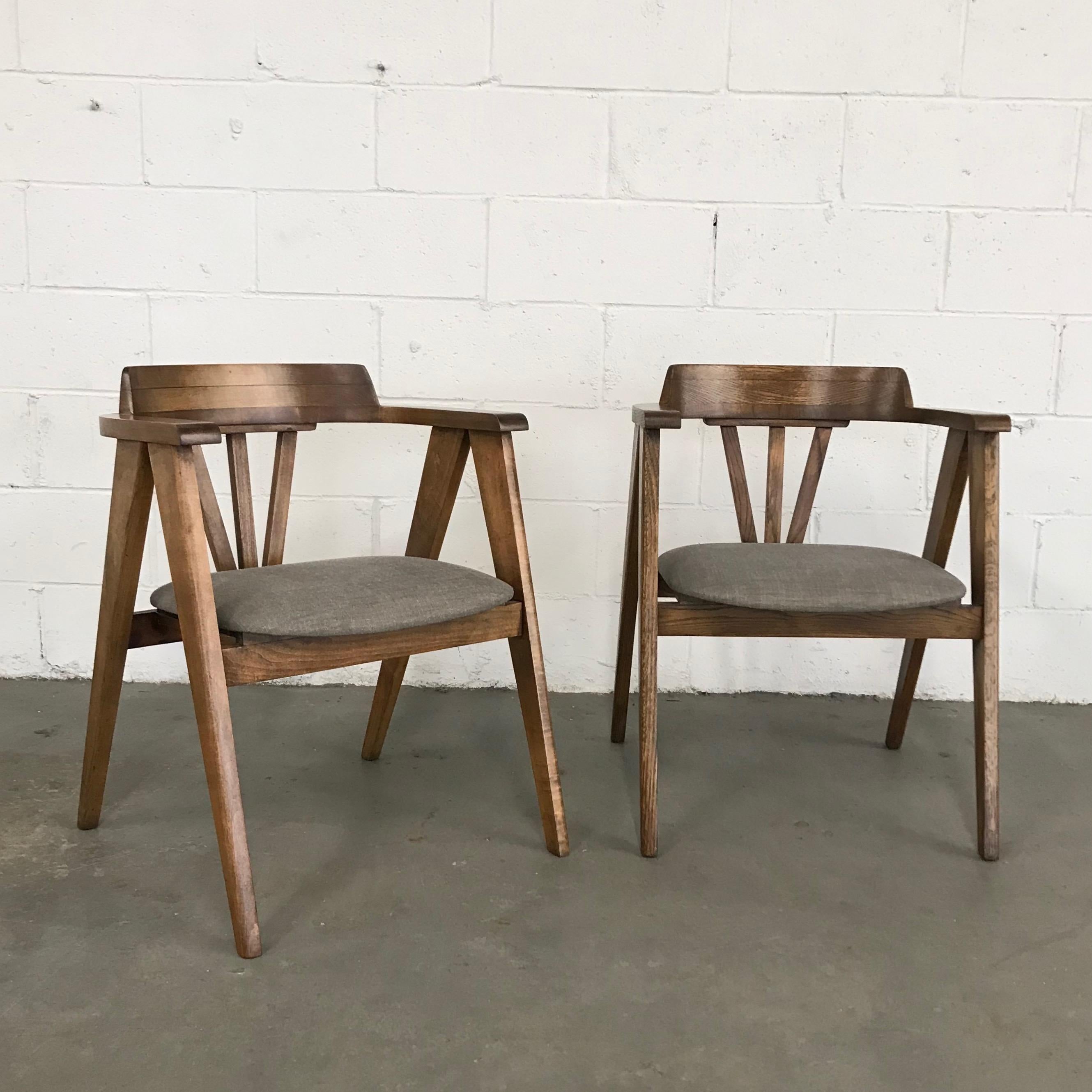 American Pair of Mid-Century Modern Oak Compass Chairs