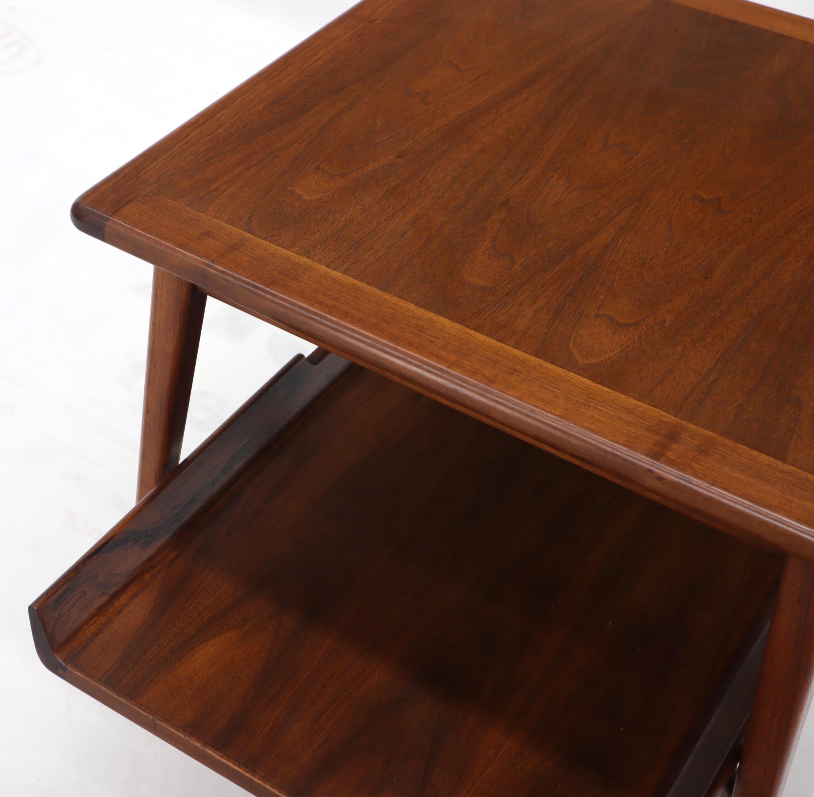 Pair of Mid-Century Modern Oiled Walnut End Side Tables  For Sale 2