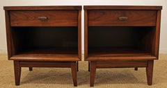 Pair of Mid-Century Modern One-Drawer Walnut Nightstands