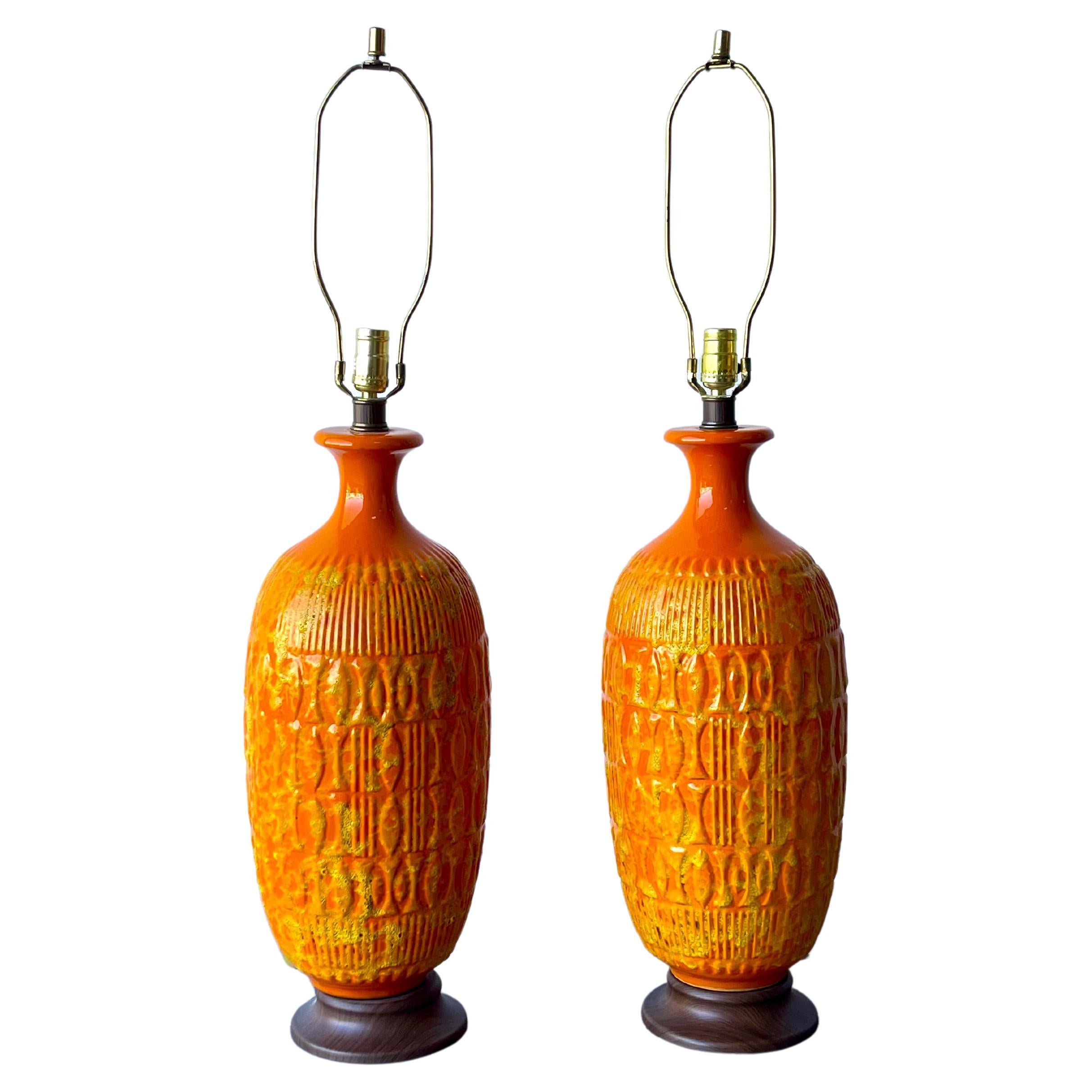 Pair of Mid-Century Modern Orange and Yellow Dripped Glazed Ceramic Lamps For Sale