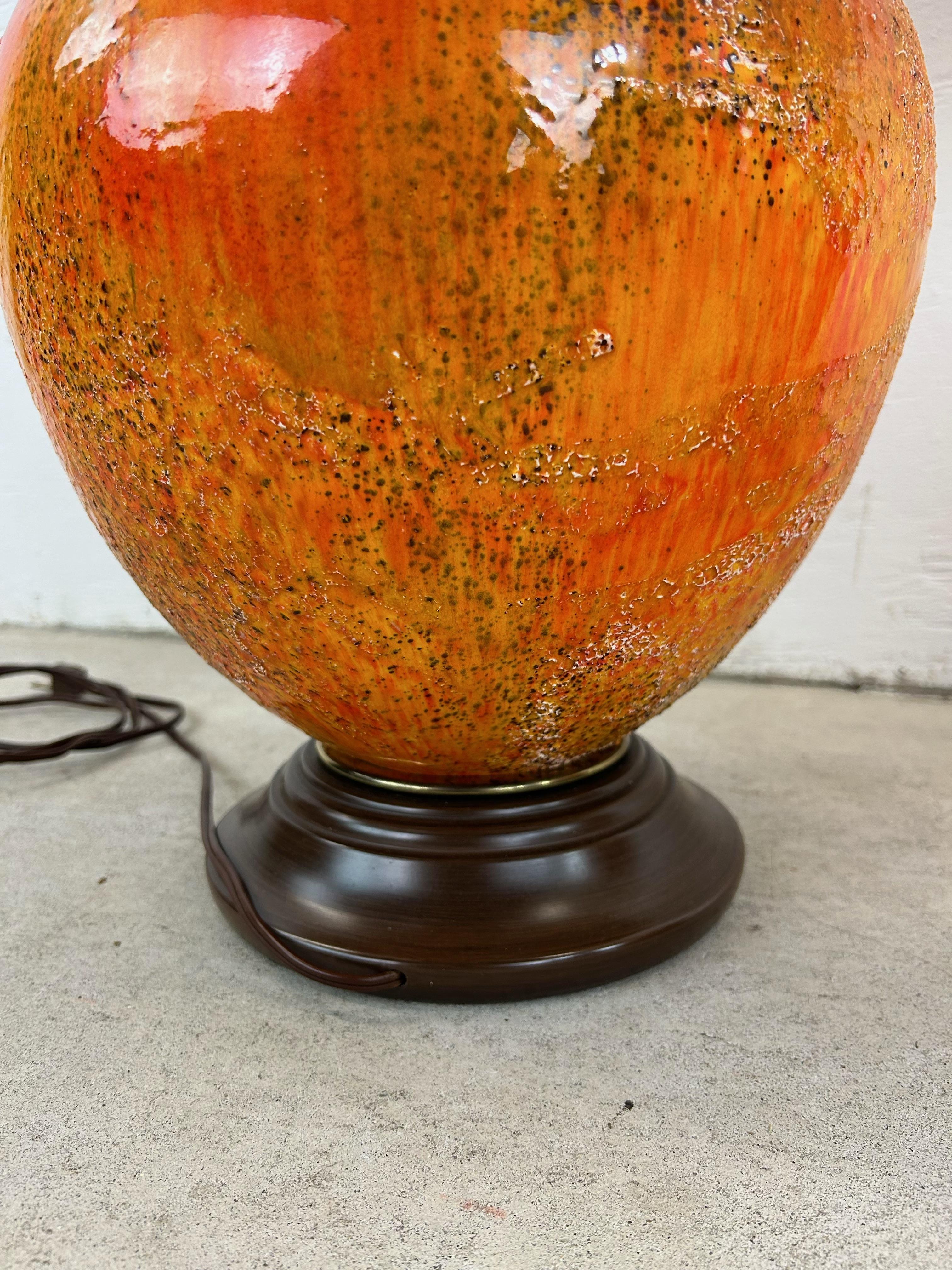 Paire de lampes de table The Modernity orange avec glaçure Lava en vente 2