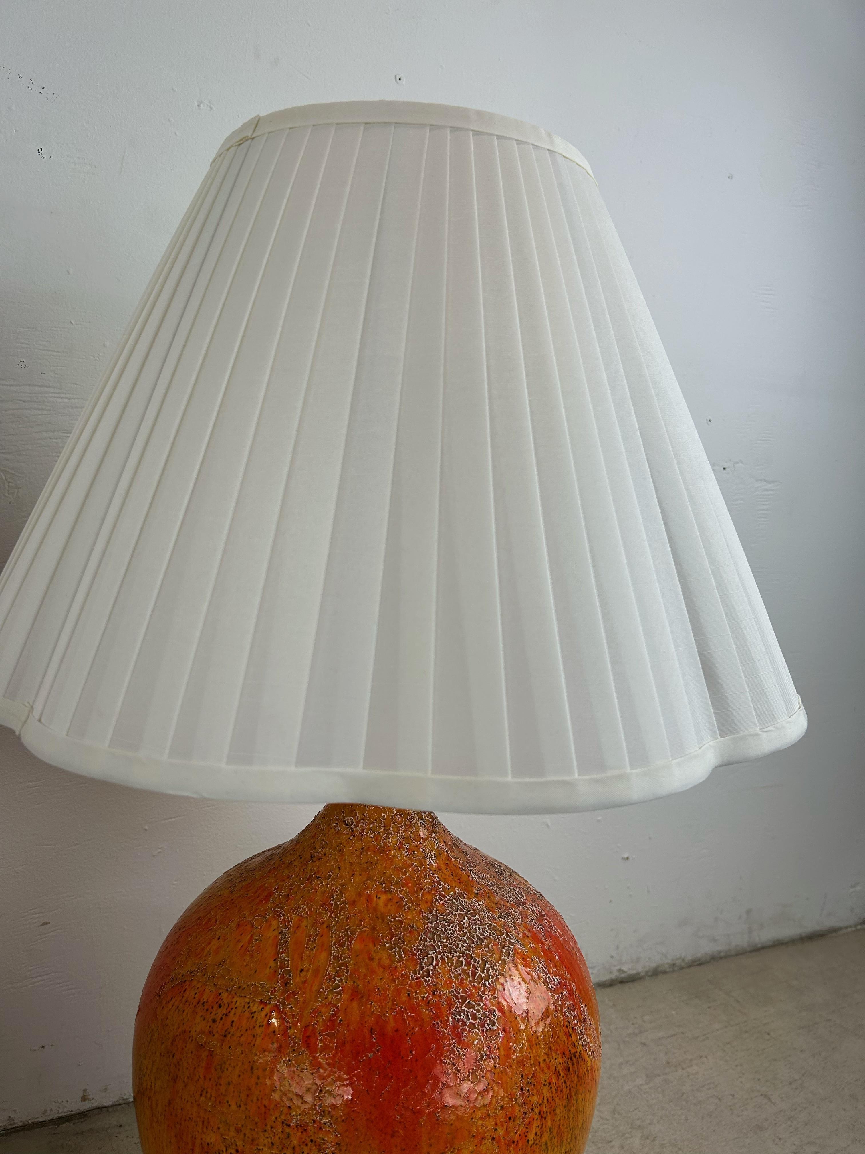 Paire de lampes de table The Modernity orange avec glaçure Lava en vente 5