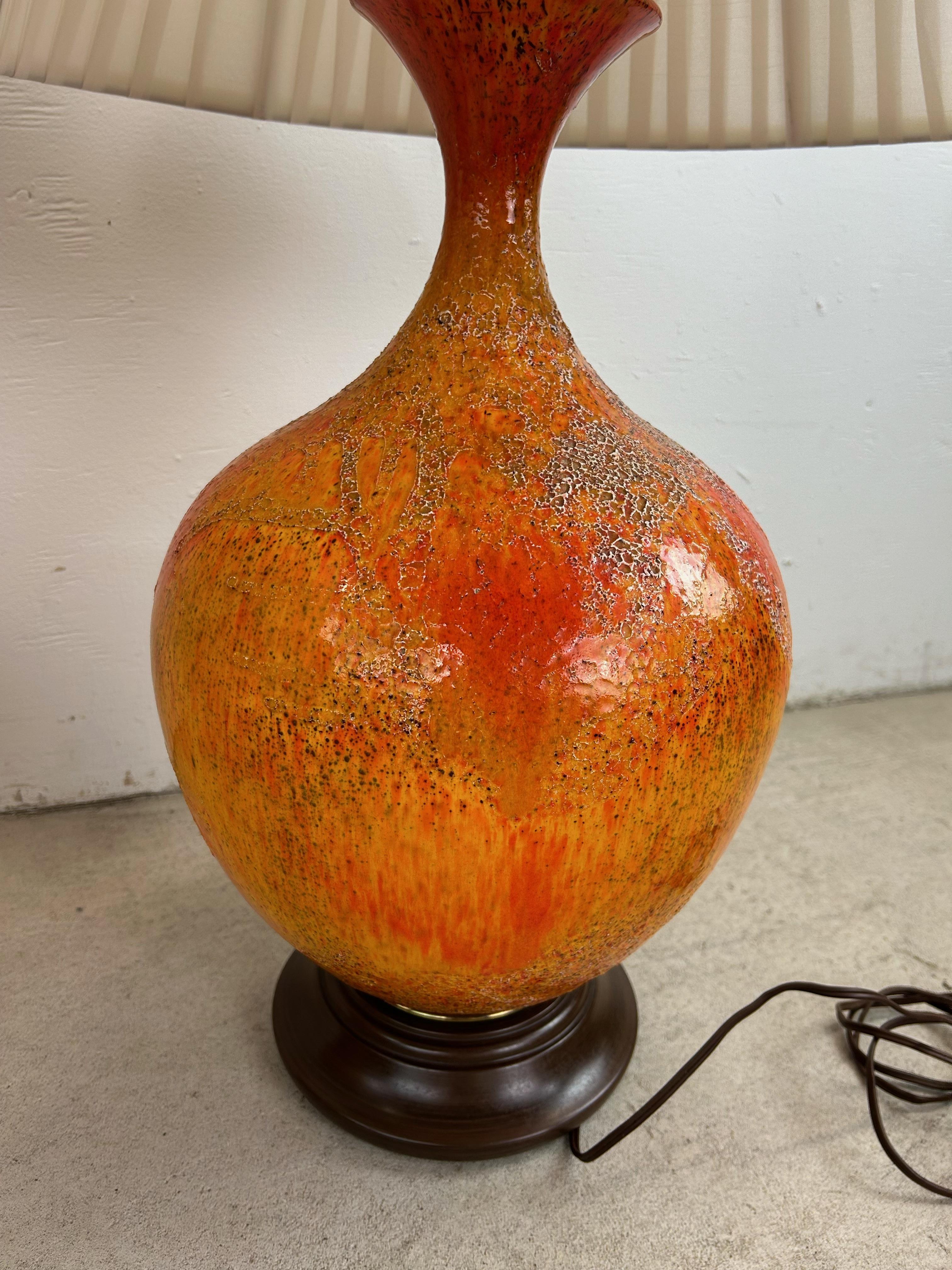 Paire de lampes de table The Modernity orange avec glaçure Lava en vente 6