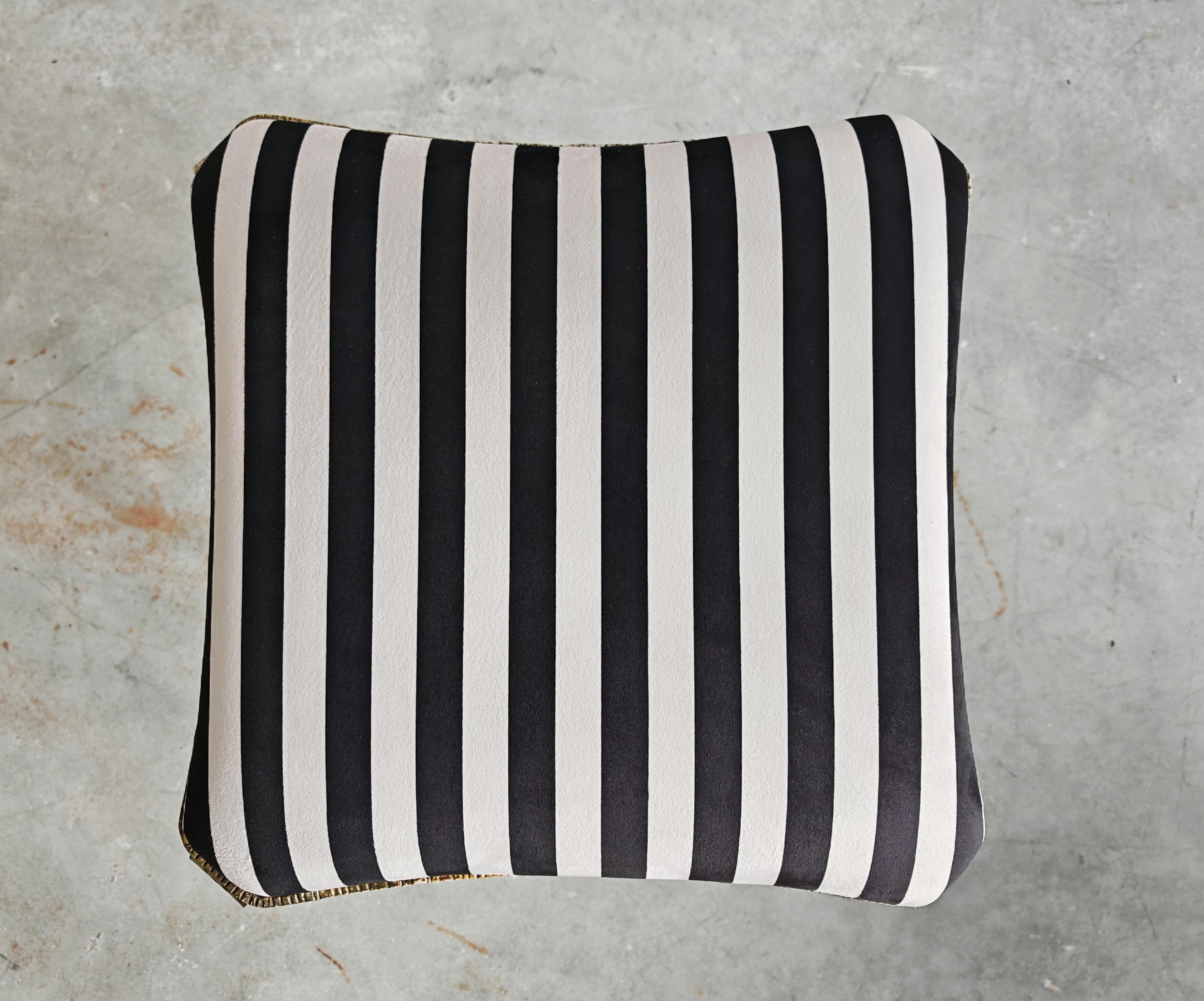 Zwei moderne Ottomane oder Poufs aus der Mitte des Jahrhunderts von Pier Luigi Colli, Italien 1950er Jahre im Angebot 2