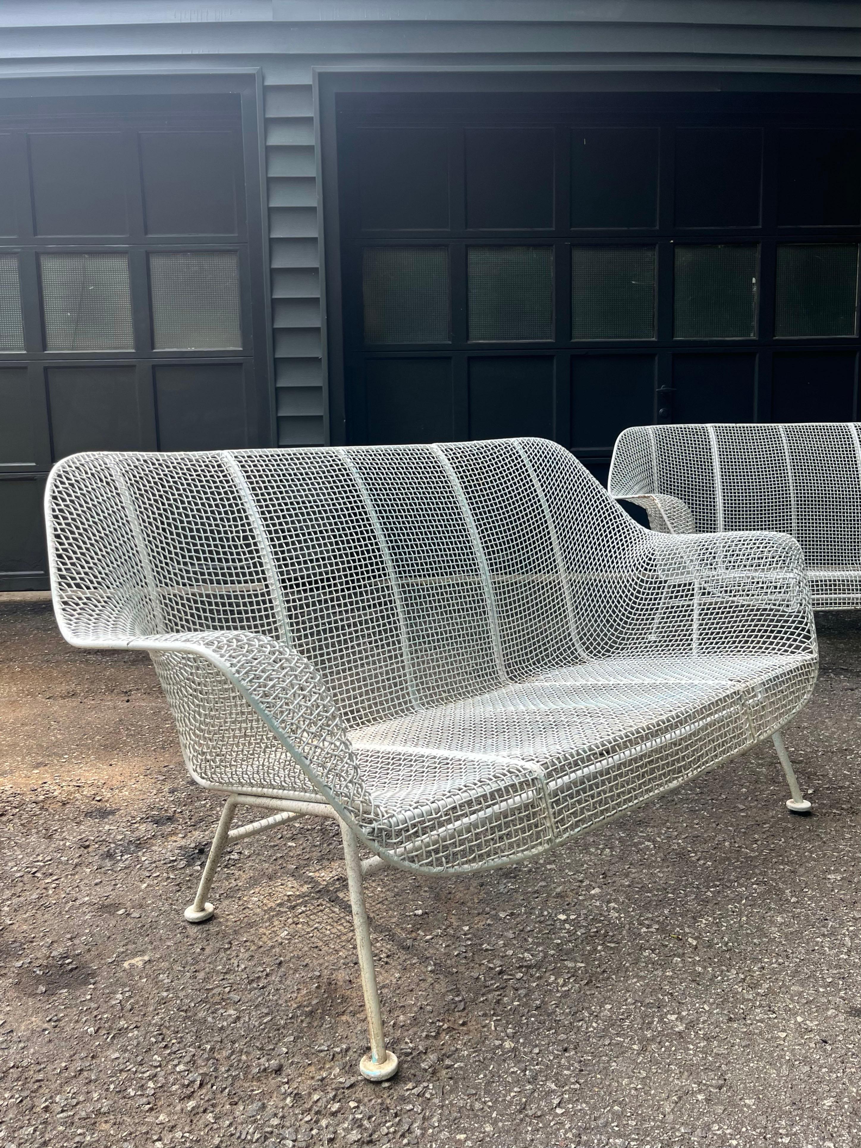 Pair of Mid Century Modern outdoor 'Sculptura' settees by Russell Woodard In Good Condition For Sale In Asheville, NC