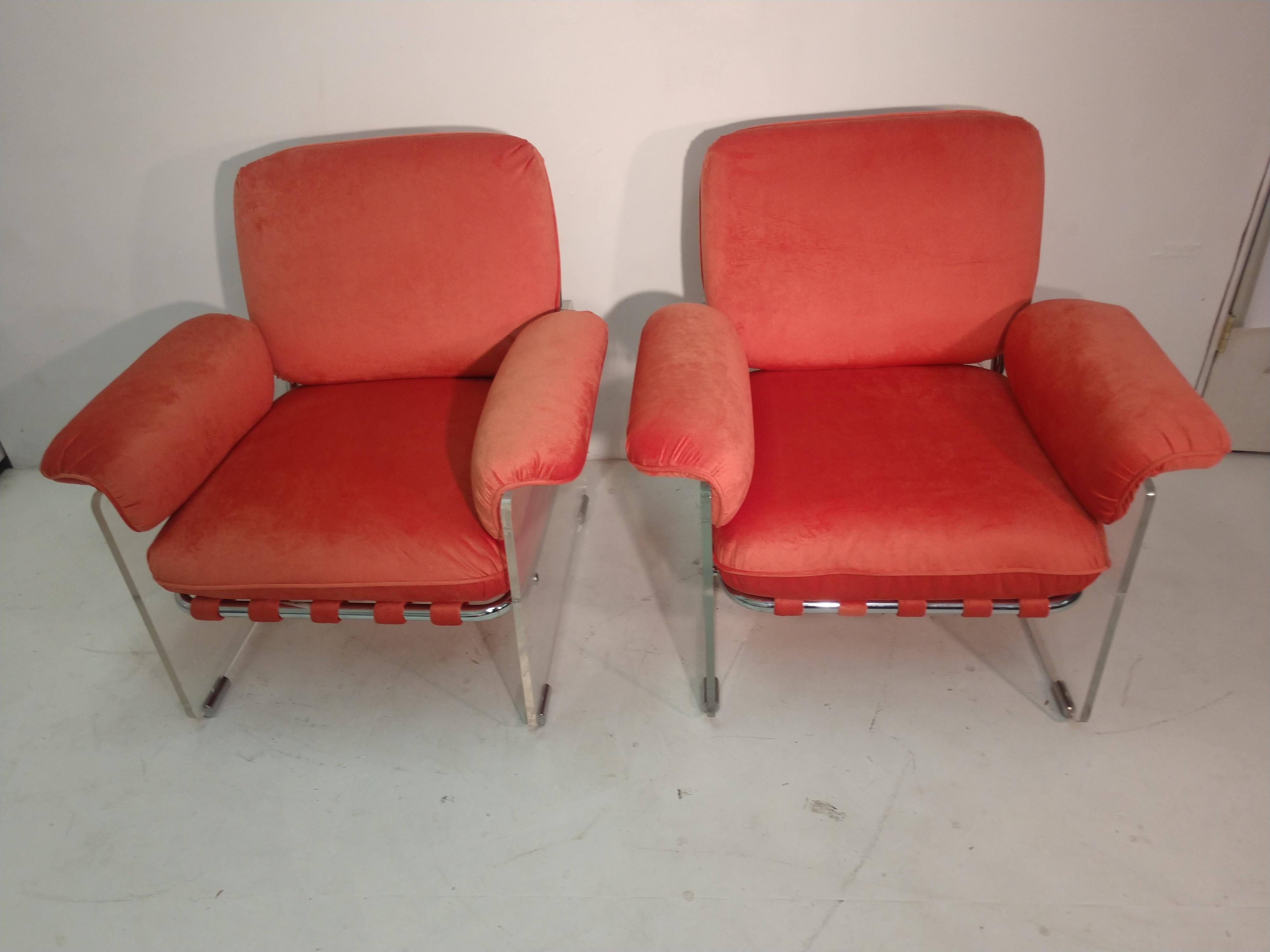 Pair of Mid-Century Modern Pace Argenta Lucite Lounge Chairs 3