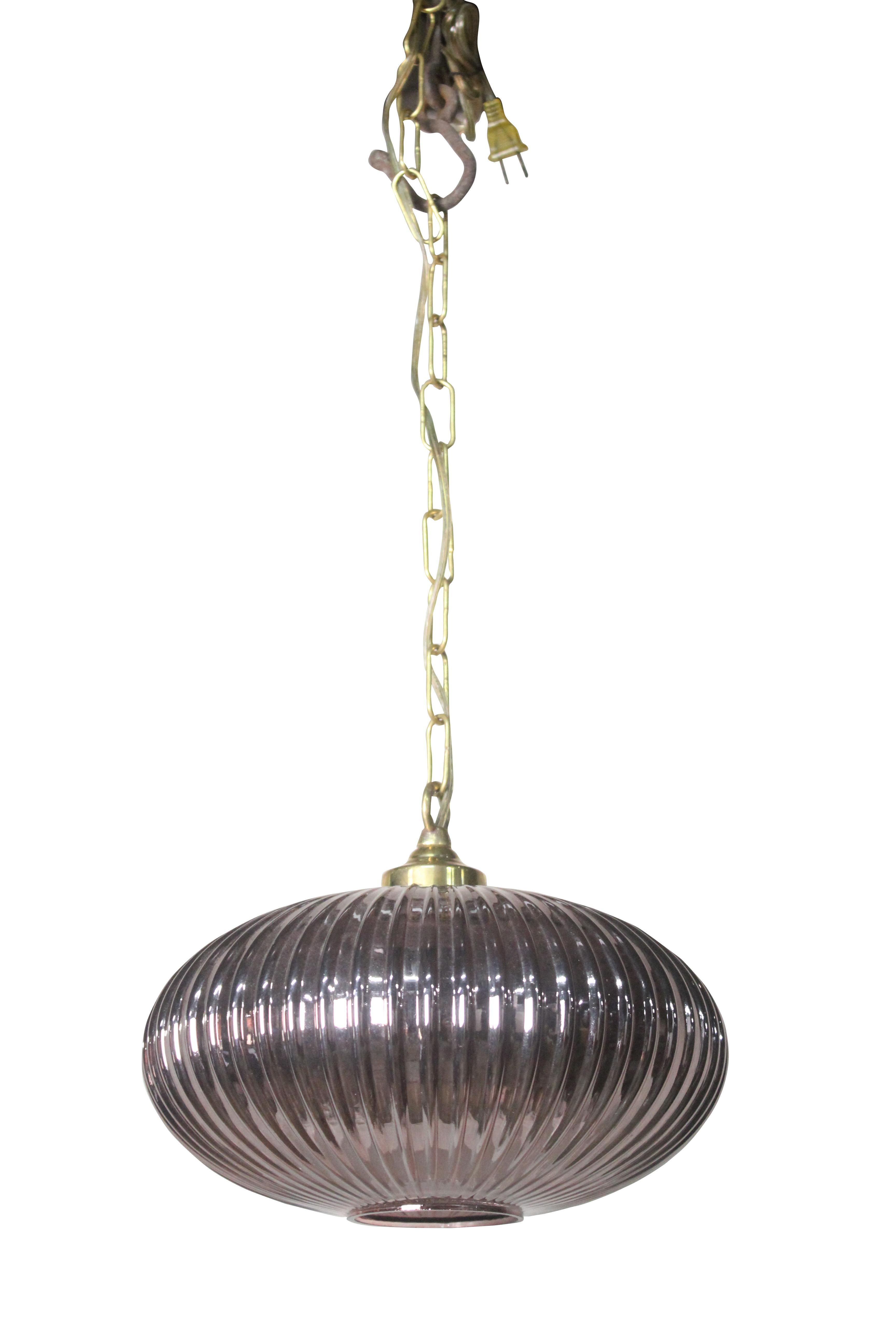 European Pair of Mid-Century Modern Pale Amethyst Ribbed Glass Pendant Lights For Sale