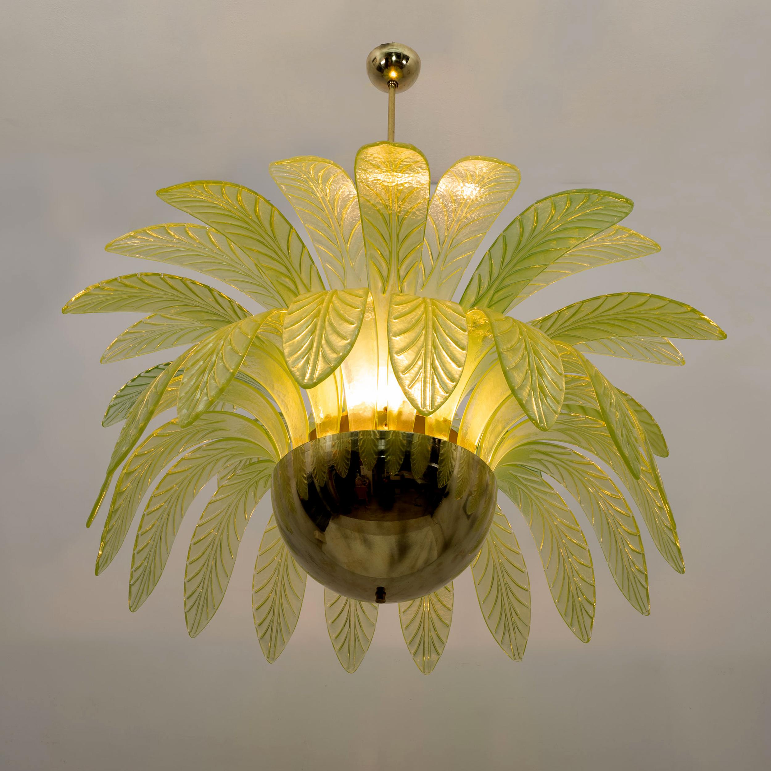 Italian Pair of Mid-Century Modern Palm Leaves Big Chandelier Murano Glass and Brass