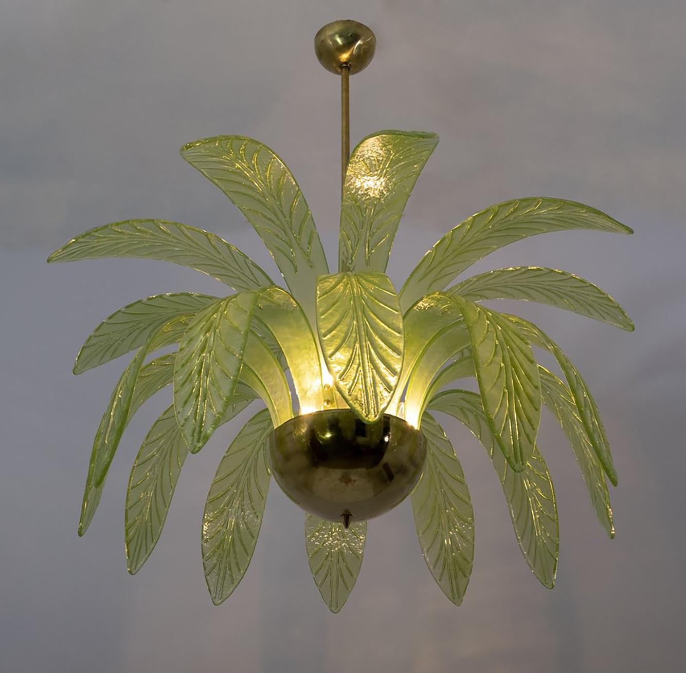 Pair of Mid-Century Modern Palm Leaves Chandelier Murano Glass and Brass, 1970s 2