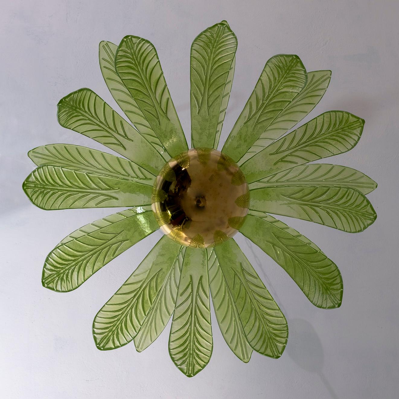 Pair of Mid-Century Modern Palm Leaves Chandelier Murano Glass and Brass, 1970s For Sale 3