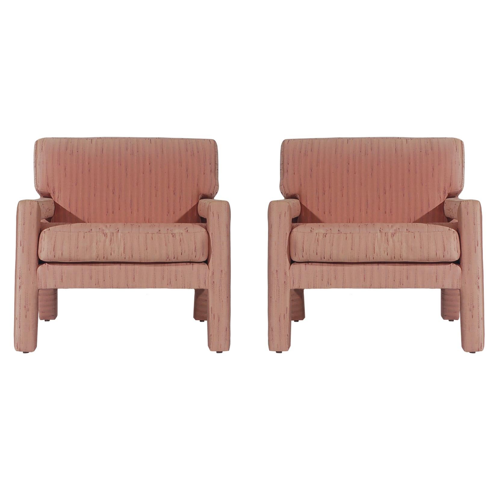 Late 20th Century Pair of Mid-Century Modern Parsons Lounge or Club Chairs after Milo Baughman