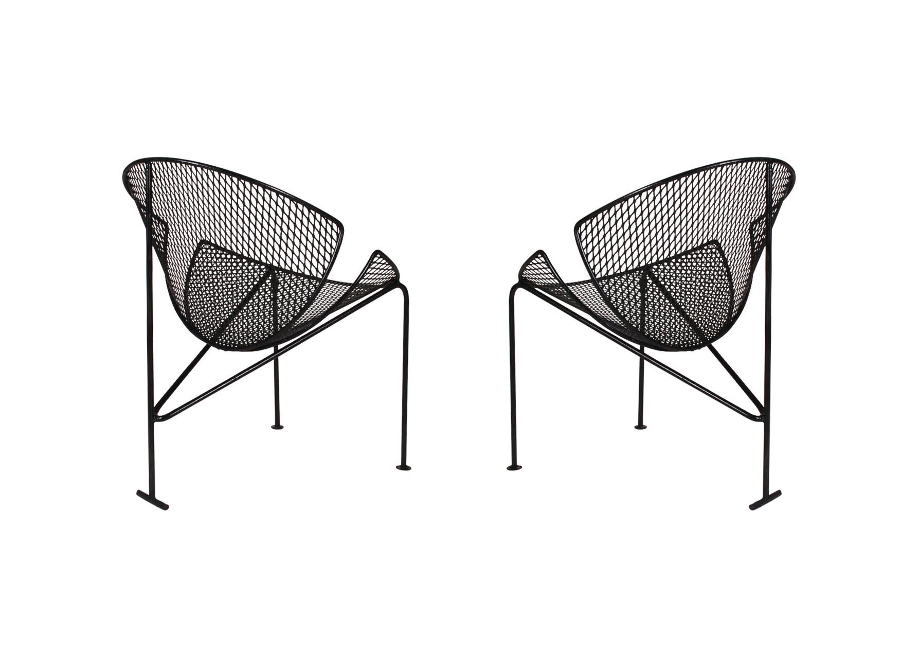 Iron Pair of Mid-Century Modern Patio Lounge Clamshell Chairs by Salterini