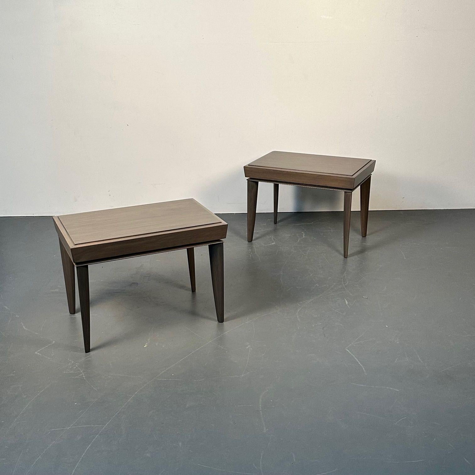 Mid-20th Century Pair of Mid-Century Modern Paul Frankl Labeled Brown Saltman Side / End Tables For Sale