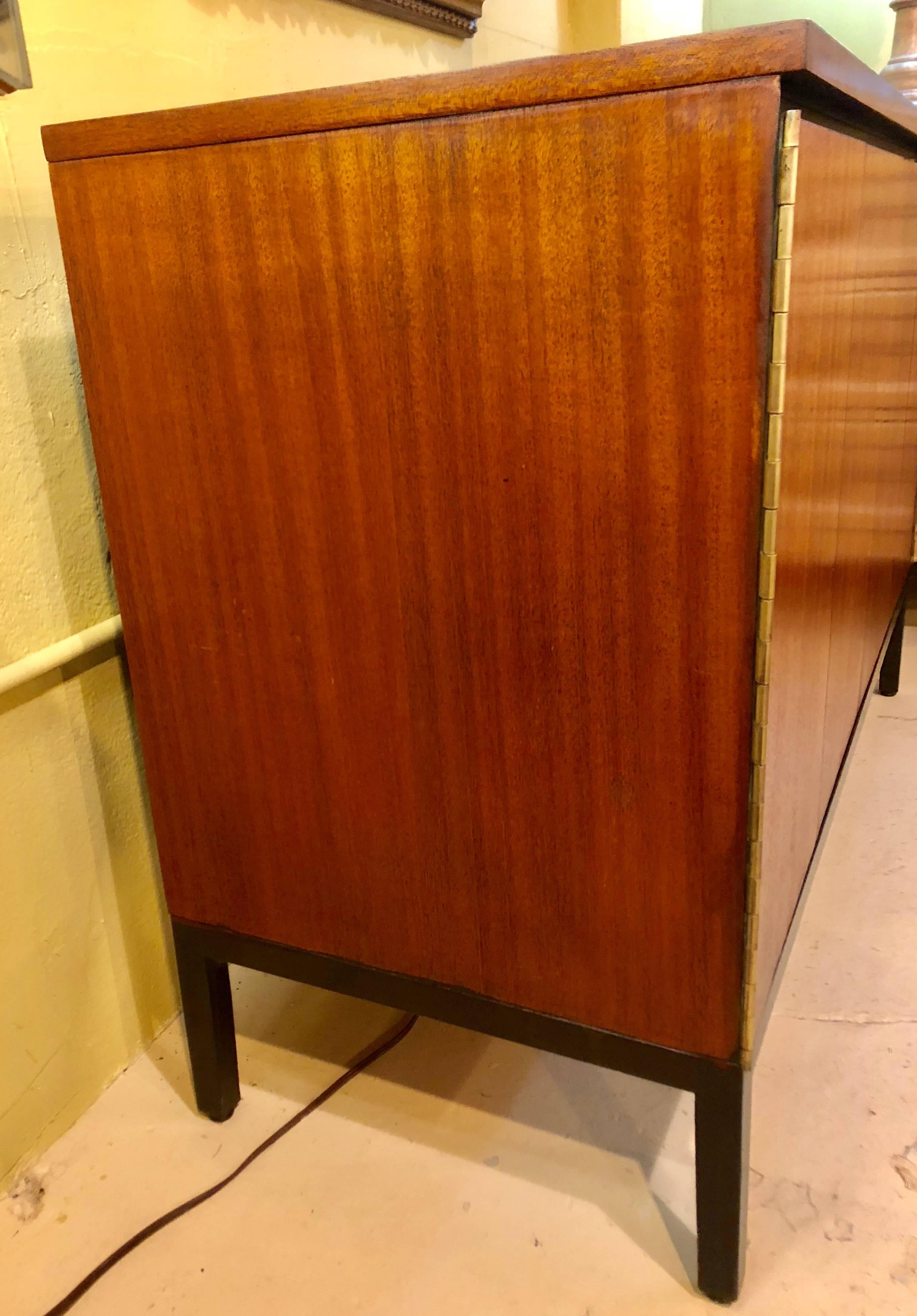 Mid-20th Century Pair of Mid-Century Modern Paul McCobb for Calvin Chests or Nightstands Ebonized