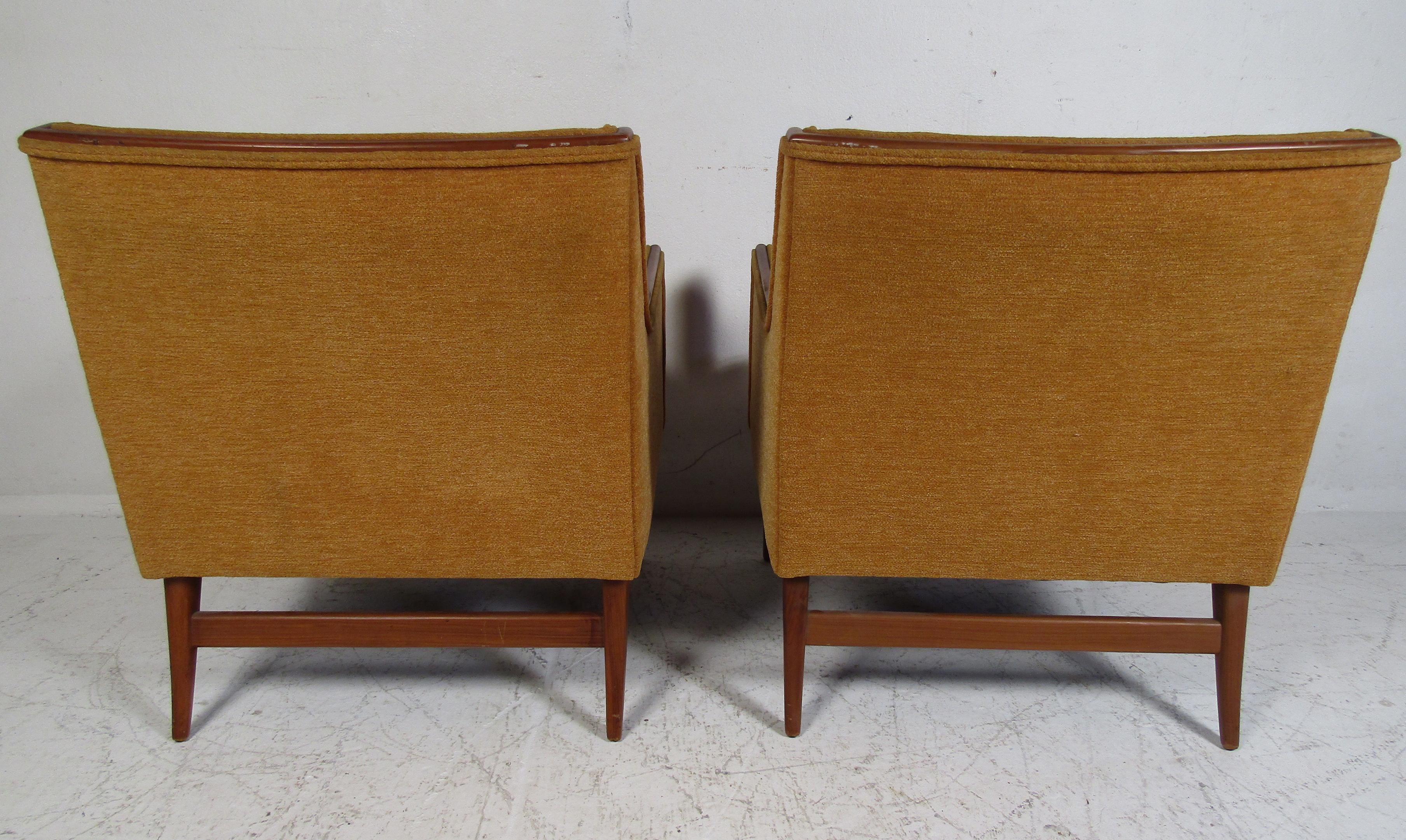 Mid-20th Century Pair of Mid-Century Modern Paul McCobb Lounge Chairs