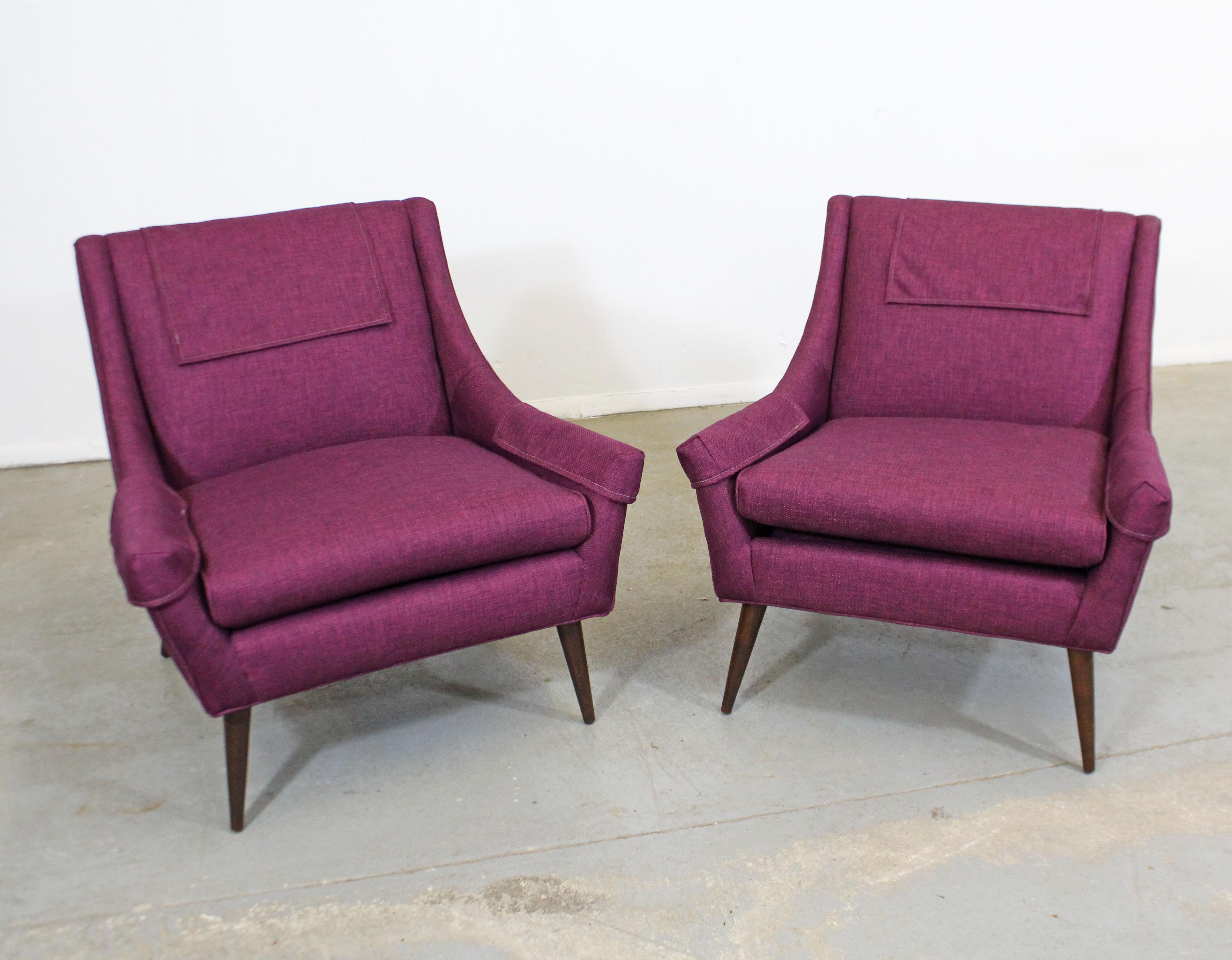 Pair of Mid-Century Modern Paul McCobb Style Lounge Chairs In Good Condition In Wilmington, DE