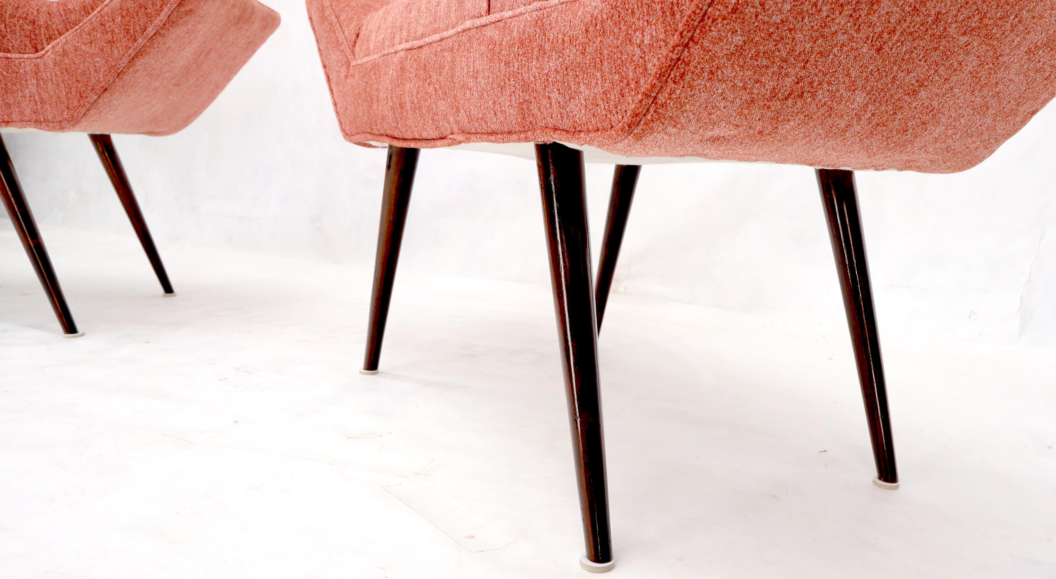 Pair of Mid-Century Modern Pink Velvet Upholstery Dowel Legs Benches For Sale 1