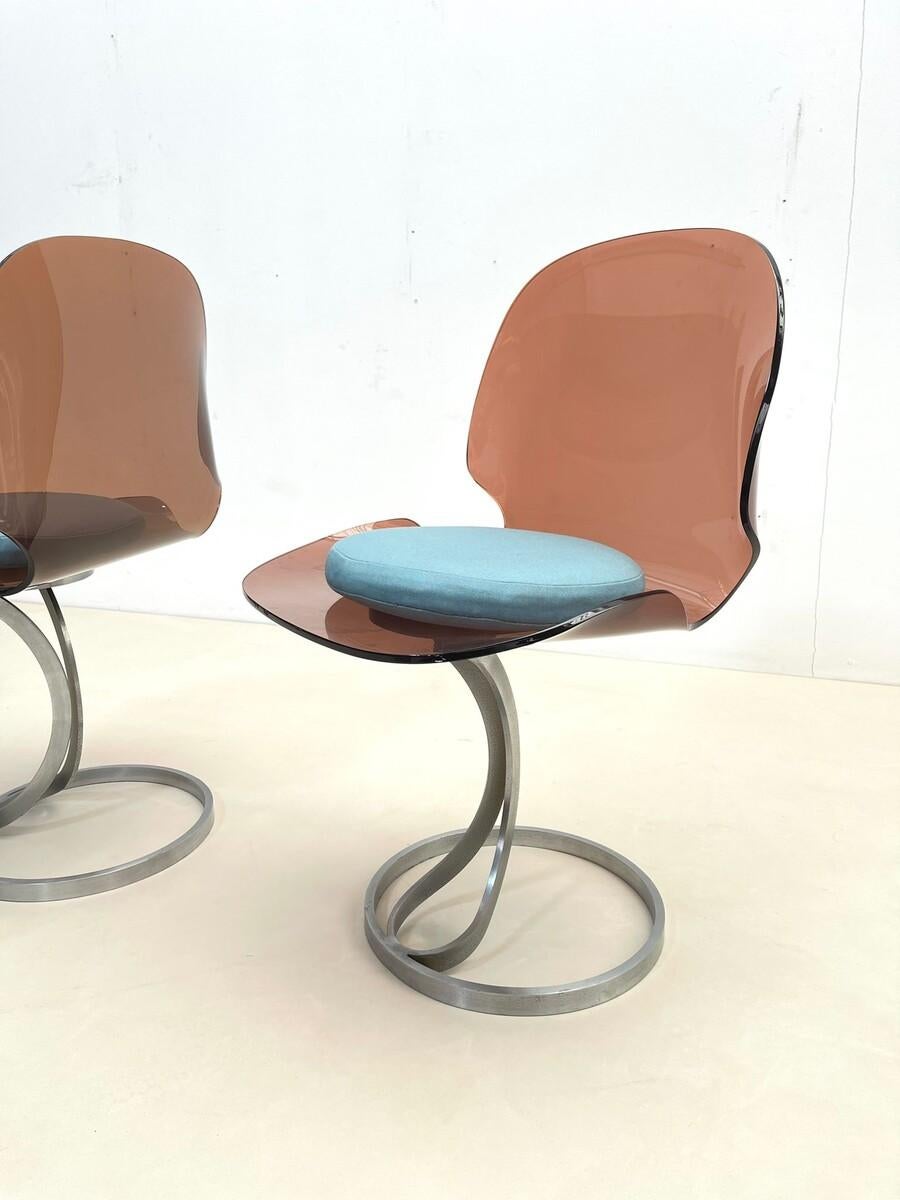 Late 20th Century Pair of Mid-Century Modern Plexiglass Chairs, 1970 For Sale