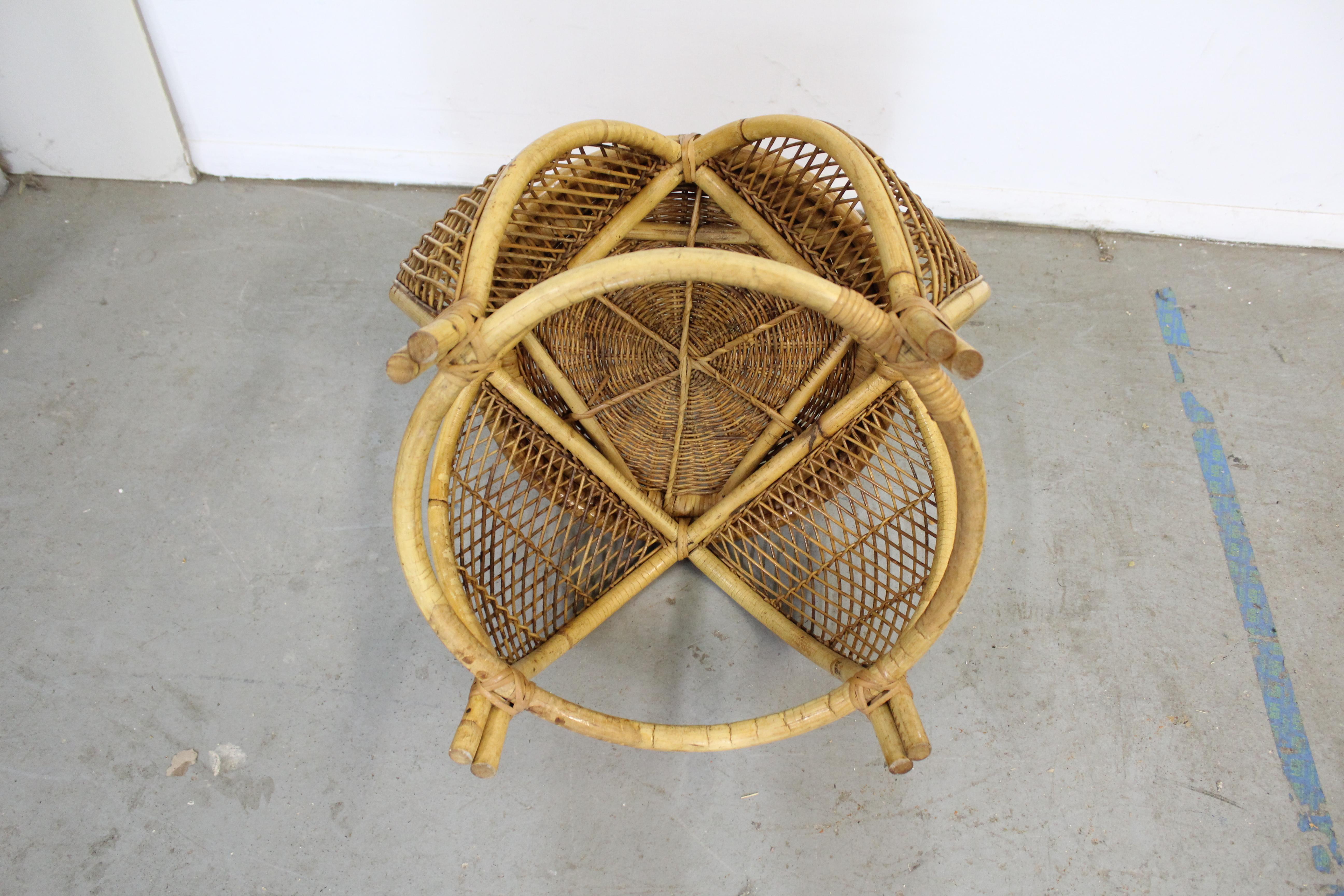 20th Century Pair of Mid-Century Modern Rattan End Tables