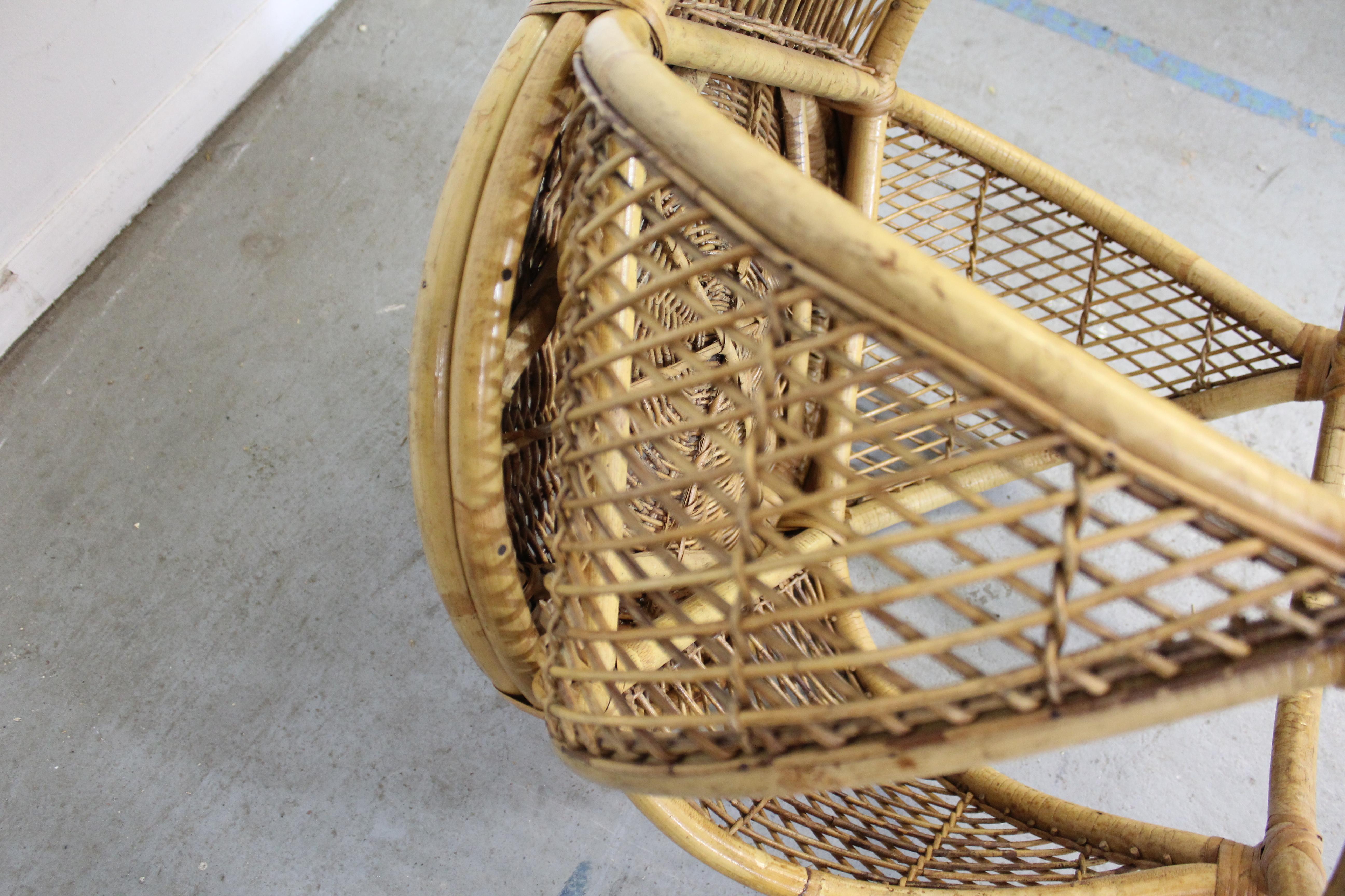 Pair of Mid-Century Modern Rattan End Tables 3