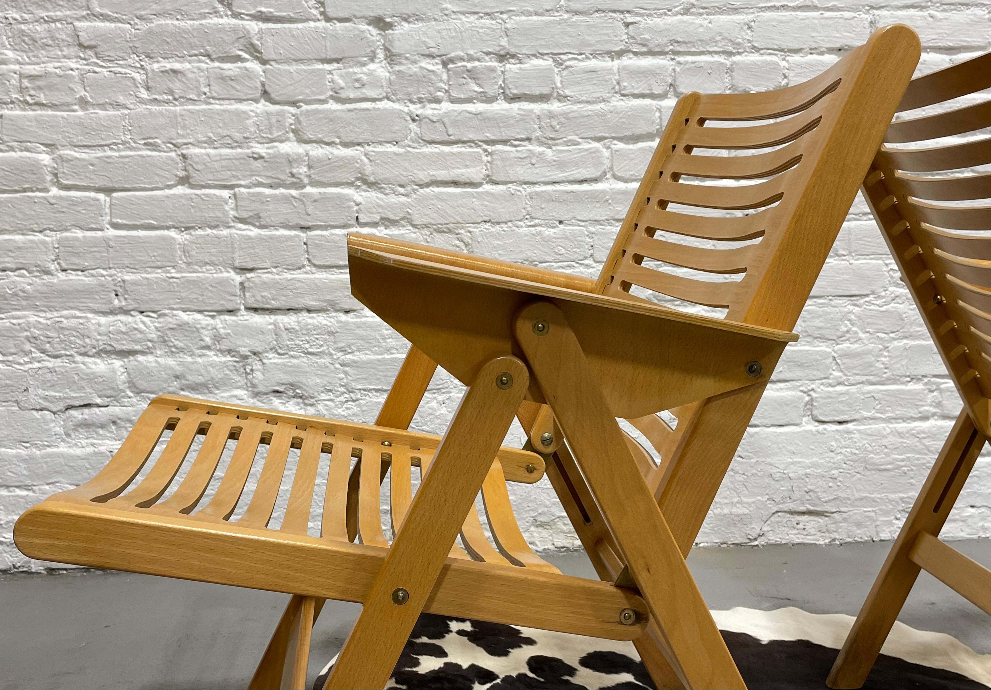 Paire de chaises longues pliantes 