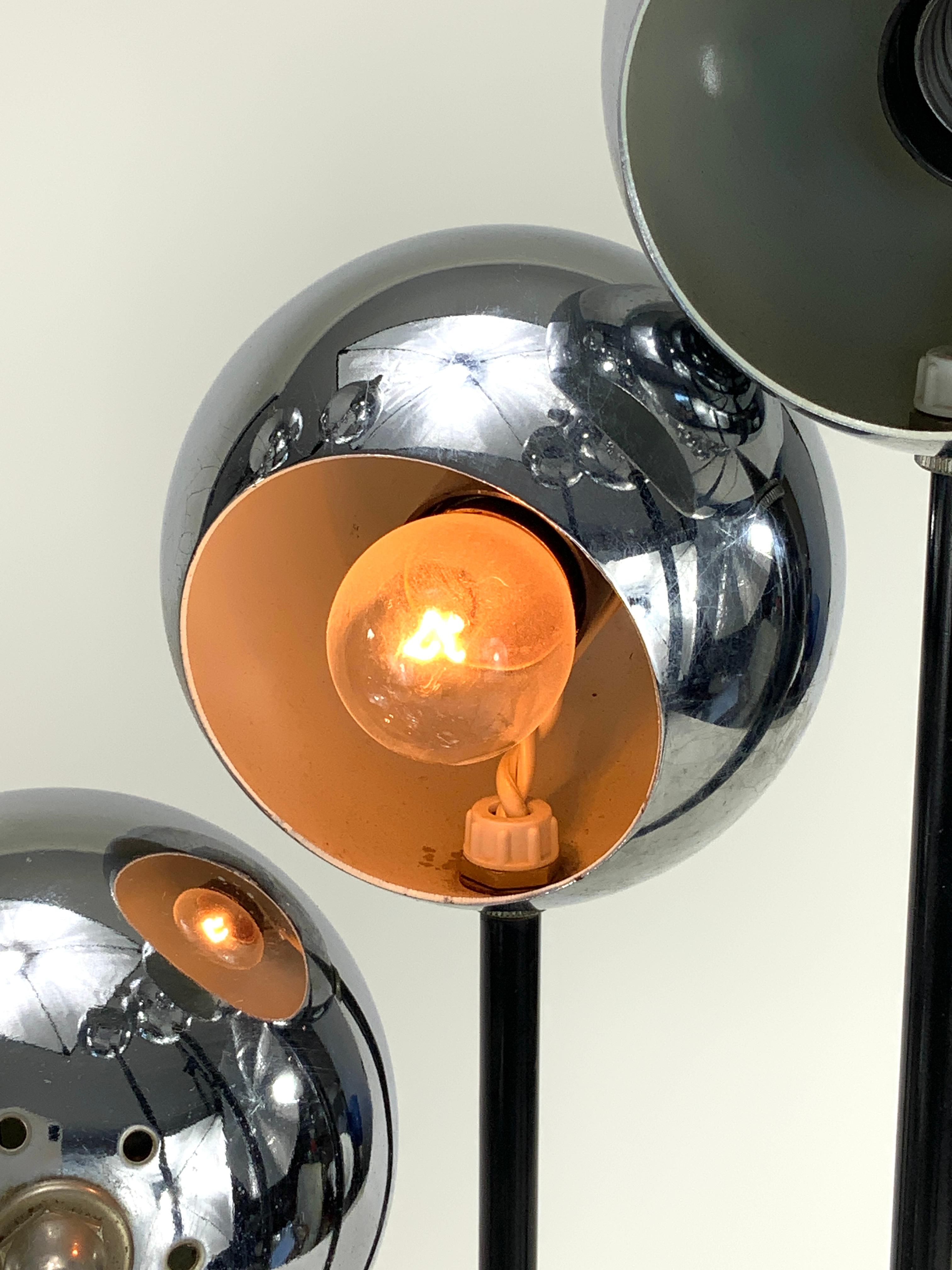 Mid-20th Century Pair of Mid-Century Modern Robert Sonneman Chrome Table Lamps, ca. 1960’s USA For Sale