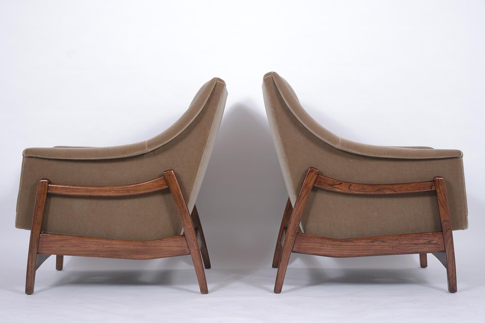 Pair of Mid-Century Modern Rocking Chairs 2