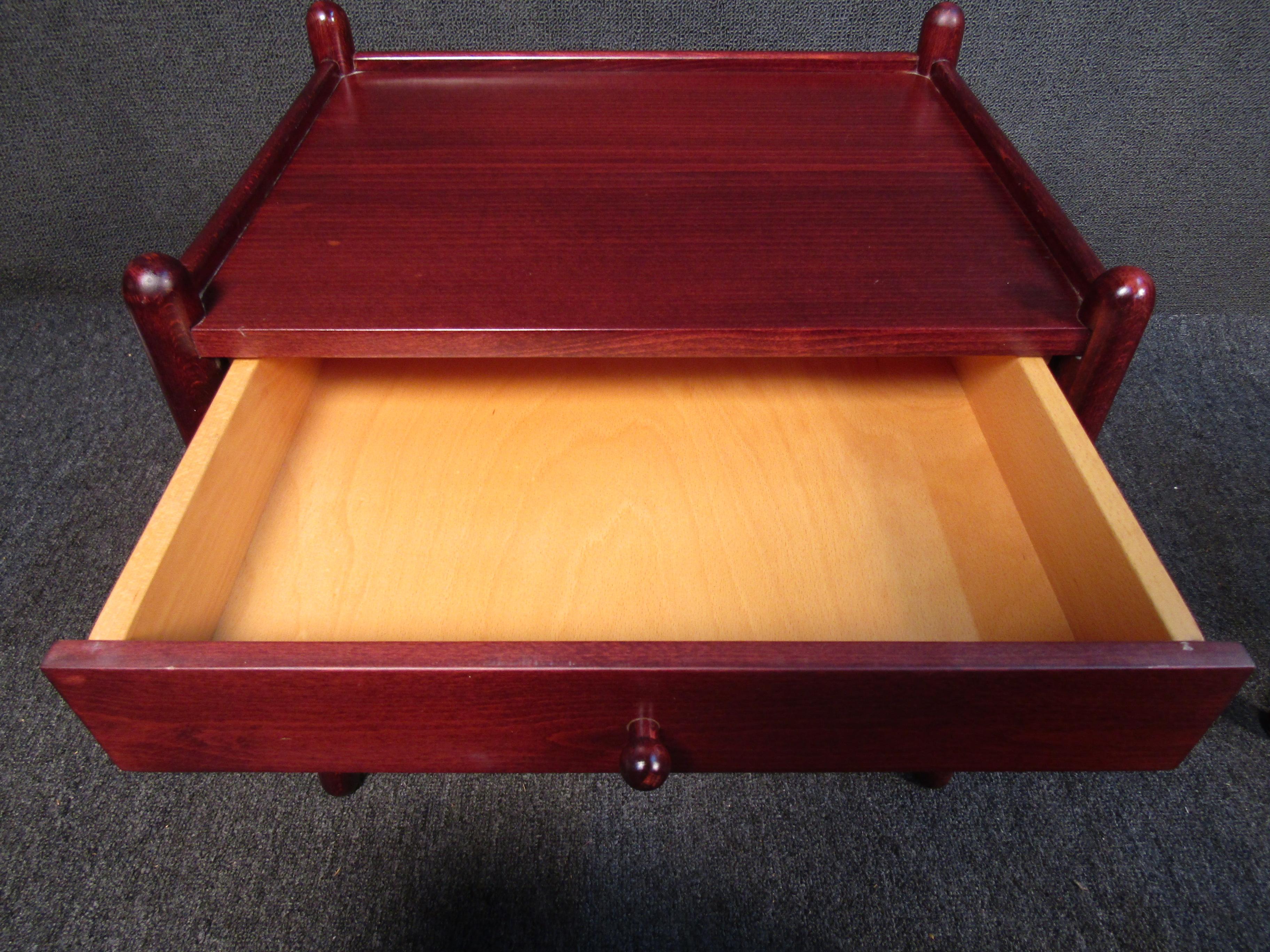 20th Century Pair of Mid-Century Modern Rosewood End Tables