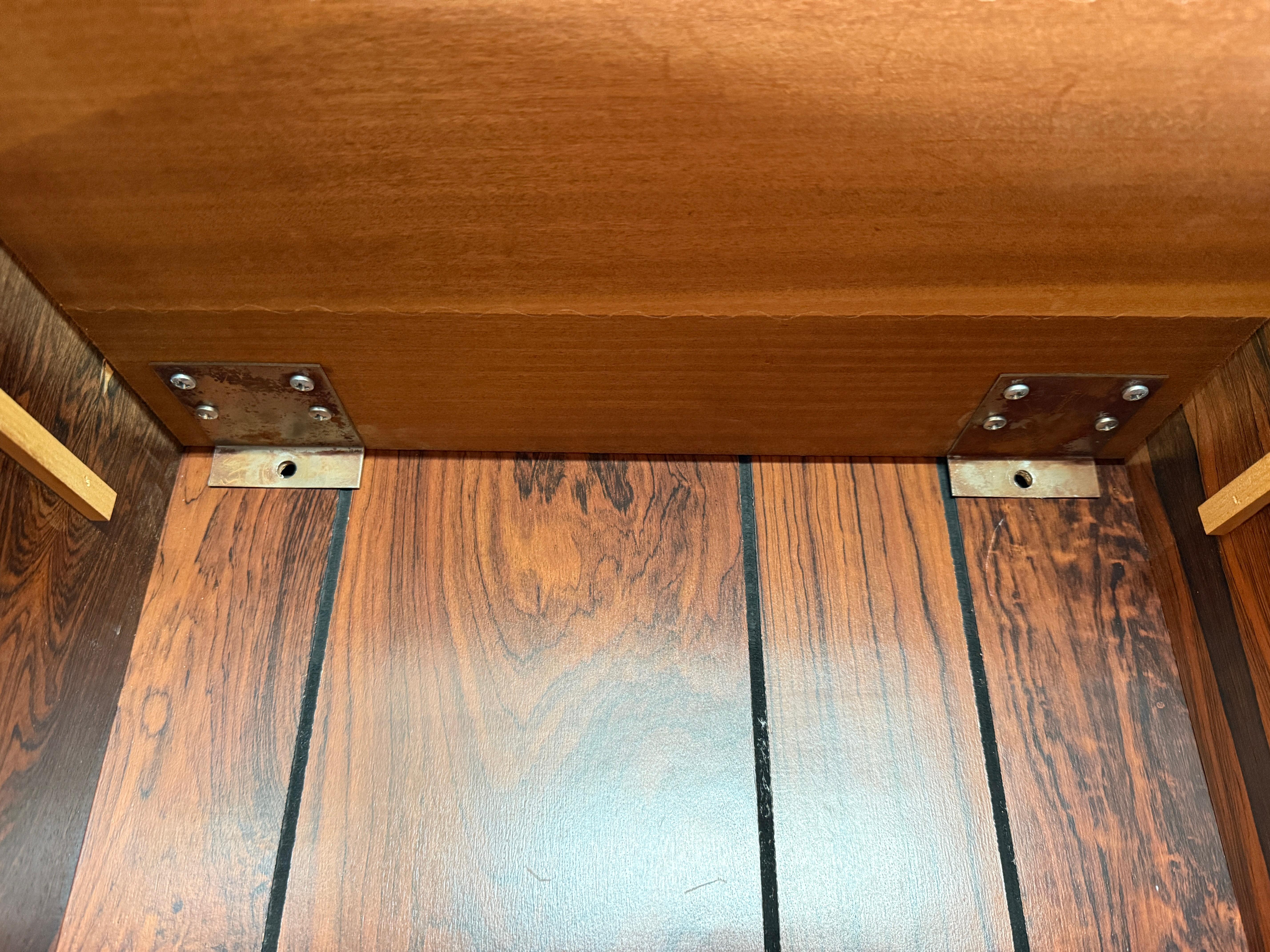 Pair of Mid Century Modern Rosewood single drawer nightstands by Westnofa Norway For Sale 5