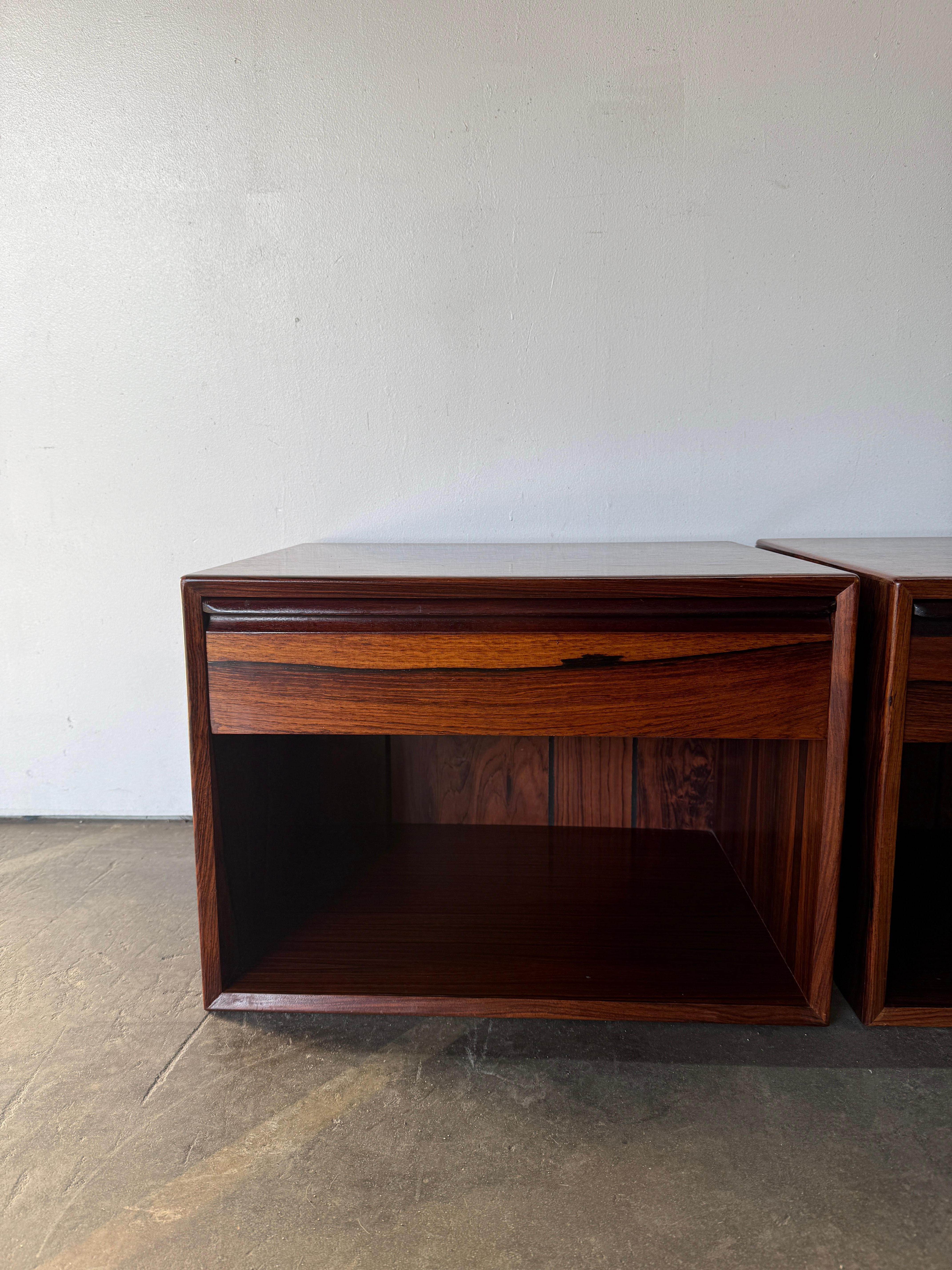Norwegian Pair of Mid Century Modern Rosewood single drawer nightstands by Westnofa Norway For Sale