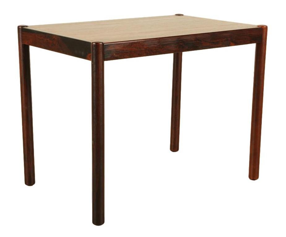 Pair of Mid-Century Modern rosewood tables, Swedish, circa 1960. Measures: Height 17.5, width 14.75, depth 22.5.