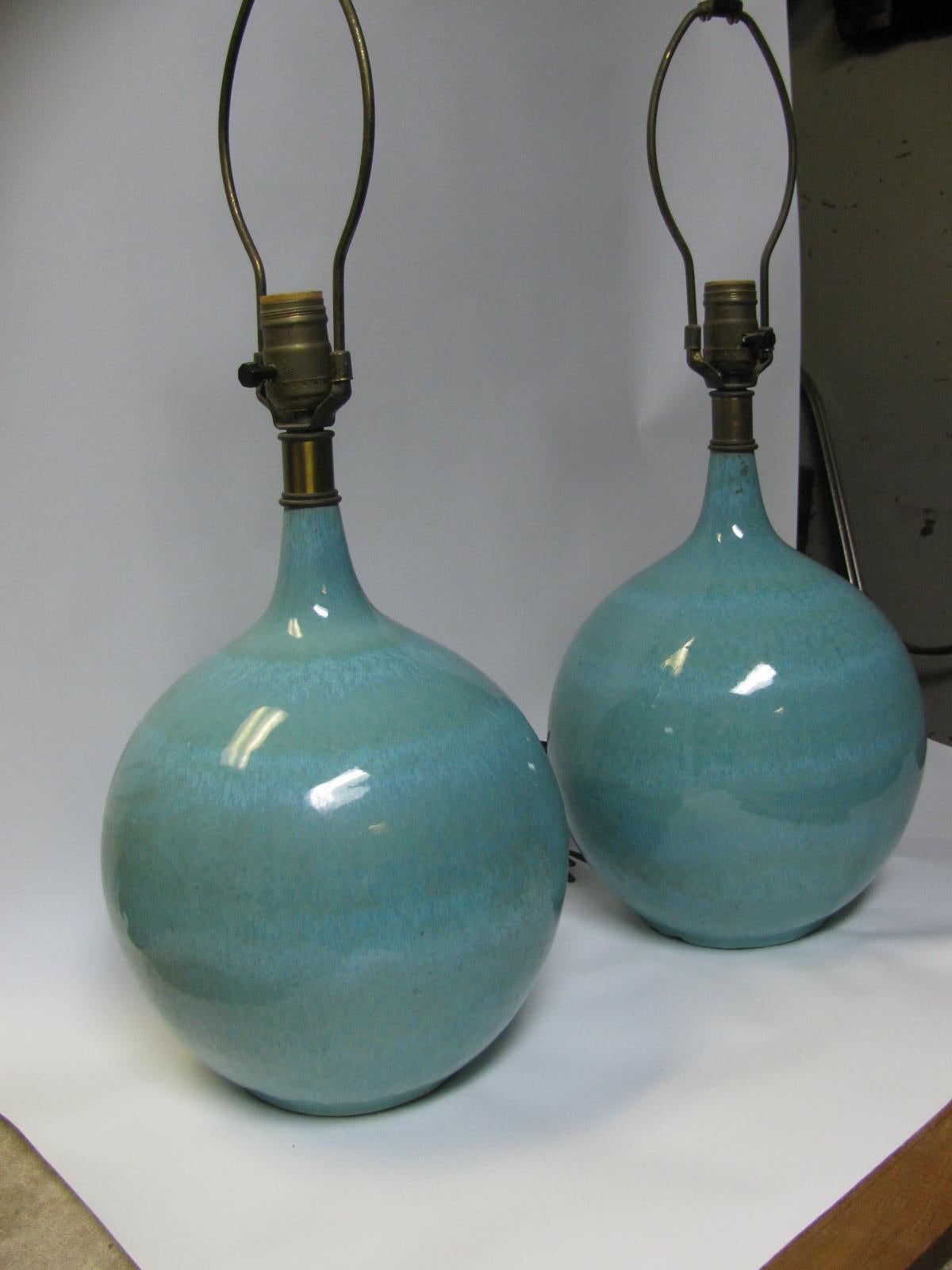 Mid-Century Modern Pair of Mid Century Modern Round Drip Glaze Pottery Table Lamps