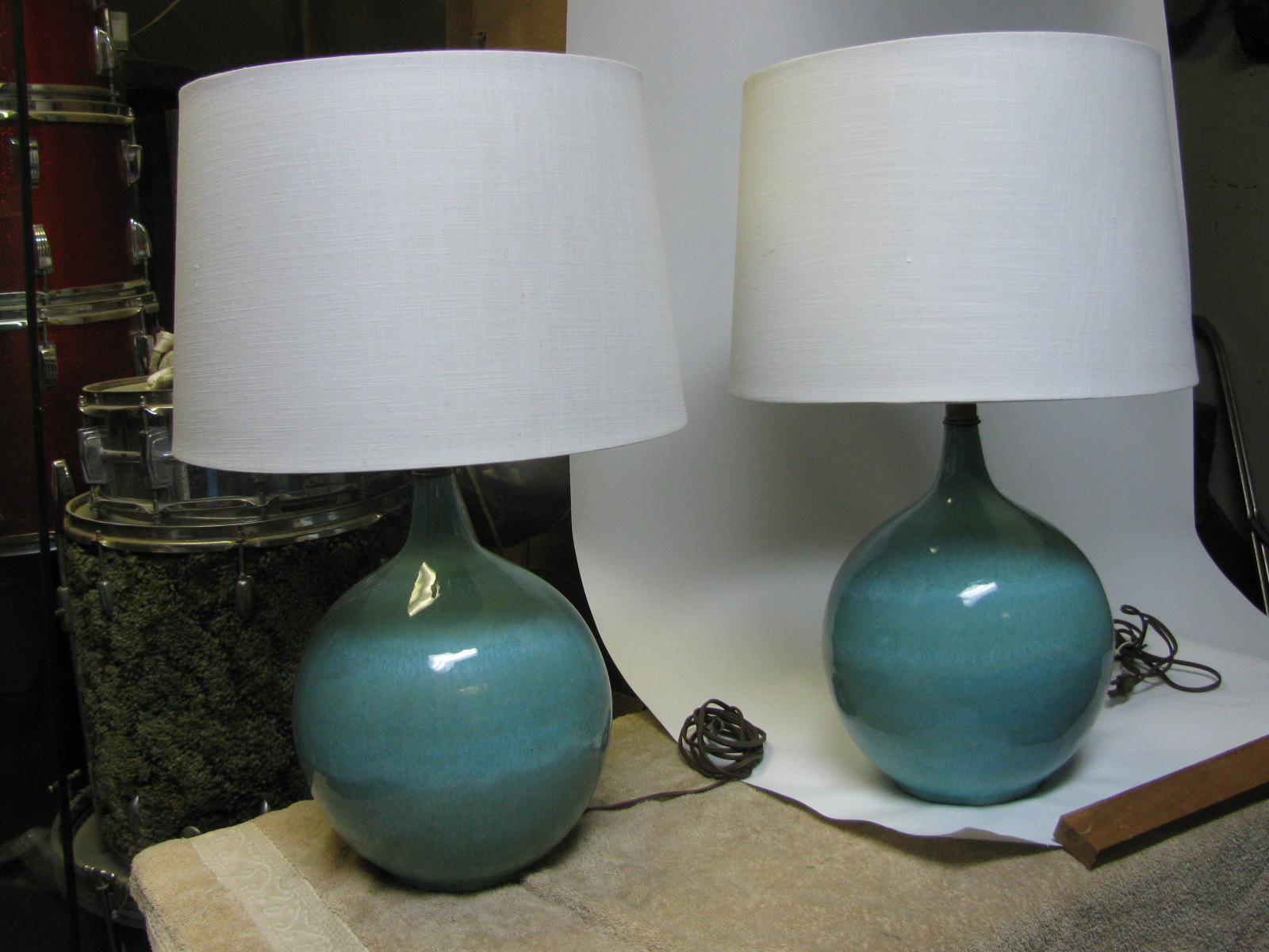 Mid-20th Century Pair of Mid Century Modern Round Drip Glaze Pottery Table Lamps