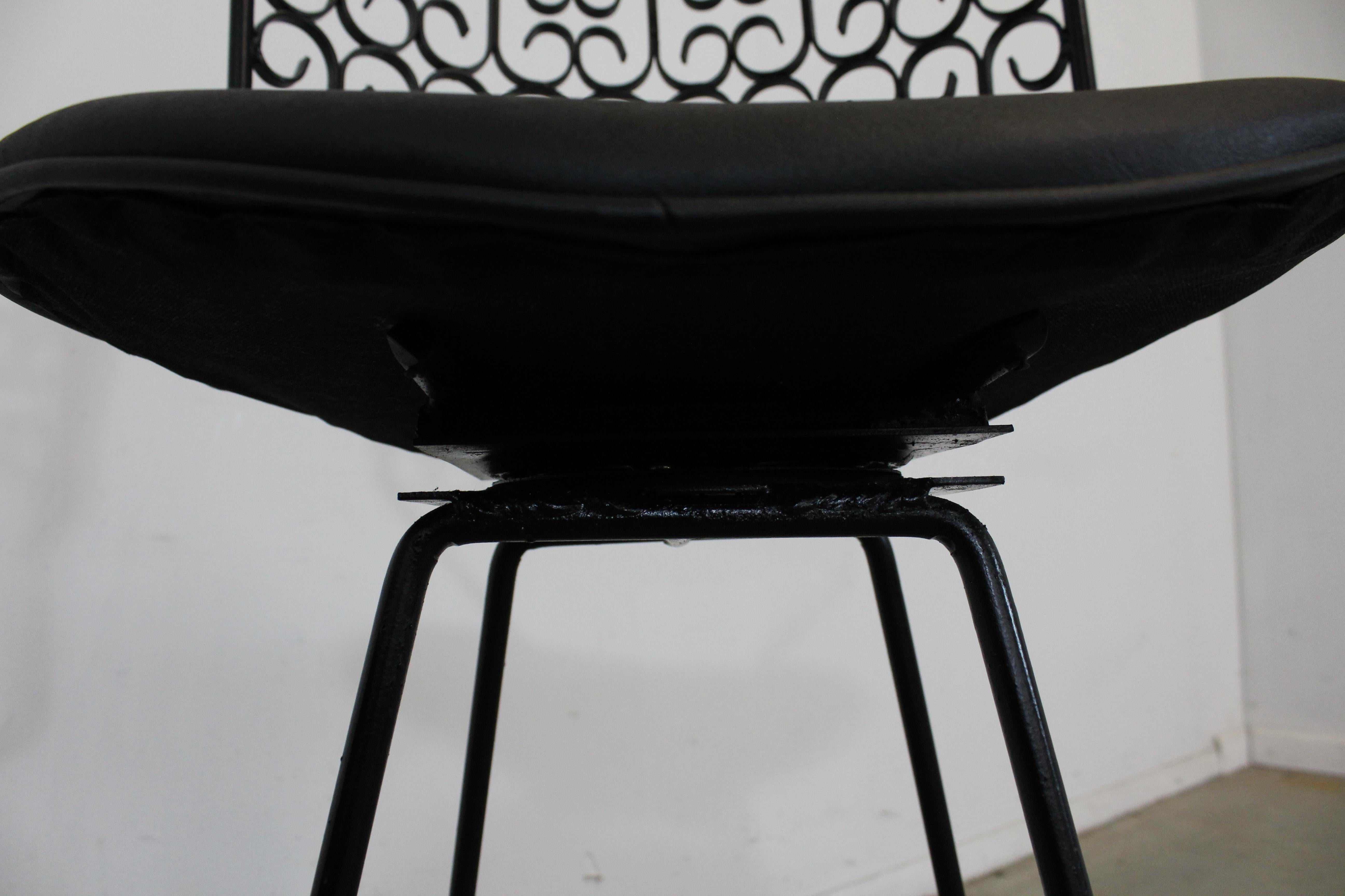 Pair of Mid-Century Modern Salterini Style Iron Metal Bar/Counter Stools 1