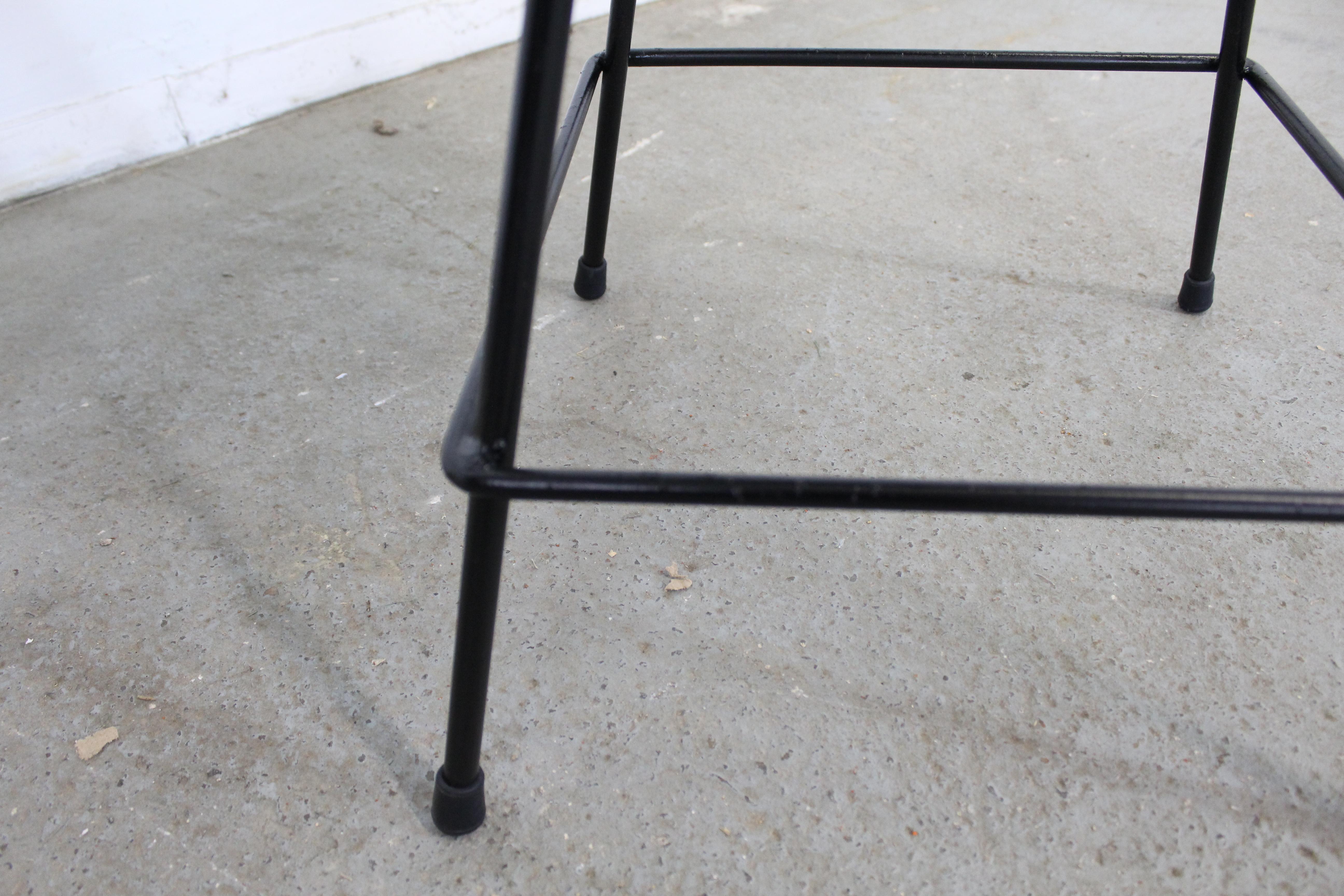 Pair of Mid-Century Modern Salterini Style Iron Metal Bar/Counter Stools 2