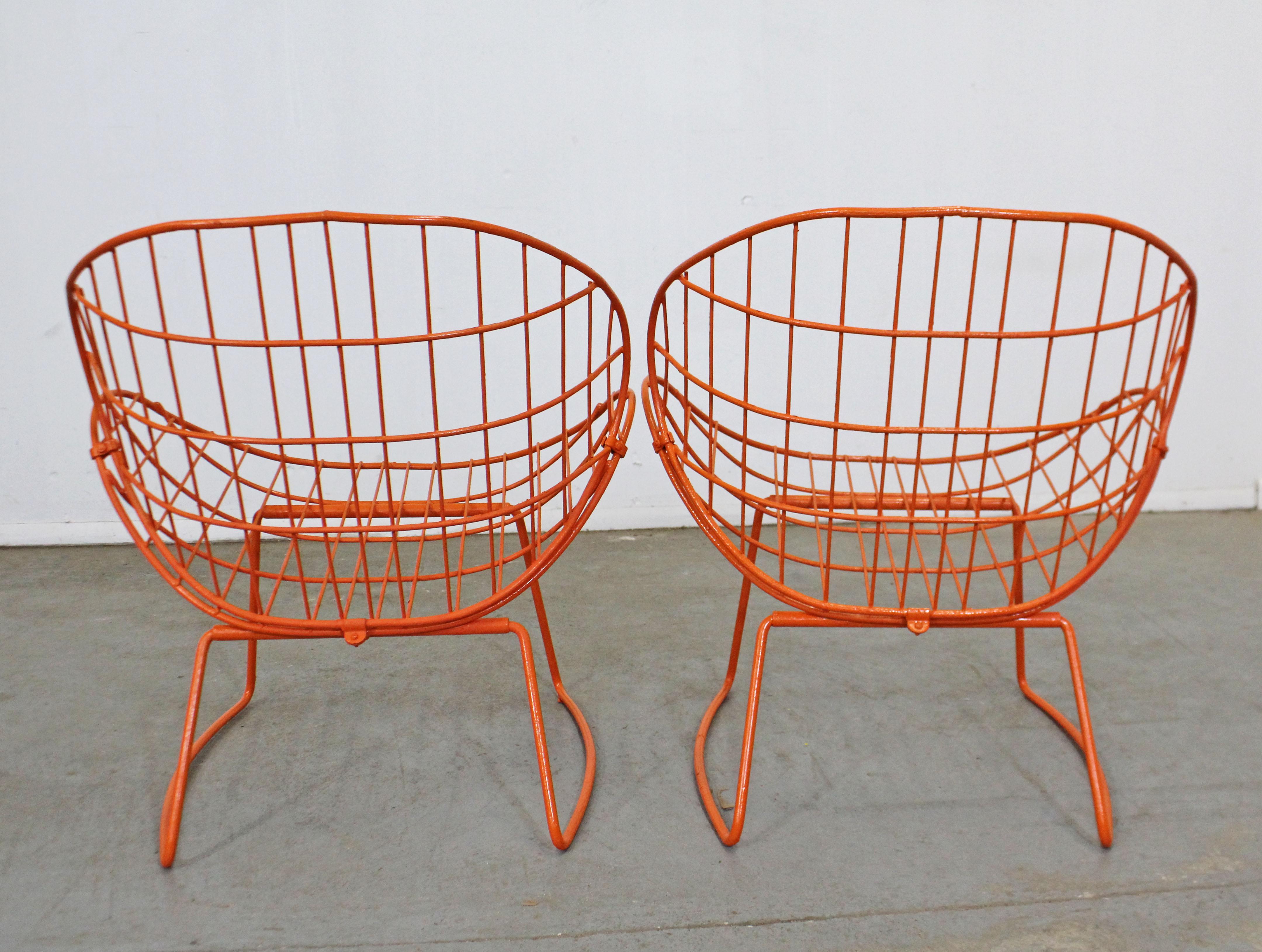 Iron Pair of Mid-Century Modern Salterini Style Clam Shell Outdoor Patio Chairs
