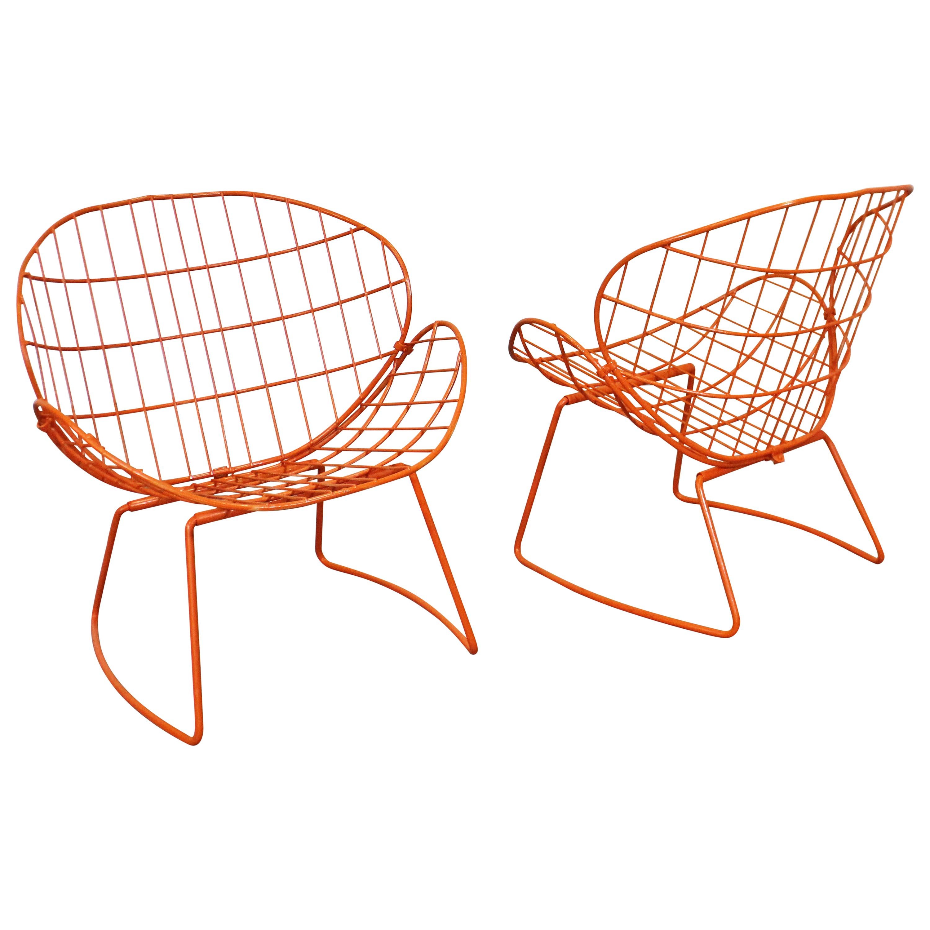 Pair of Mid-Century Modern Salterini Style Clam Shell Outdoor Patio Chairs