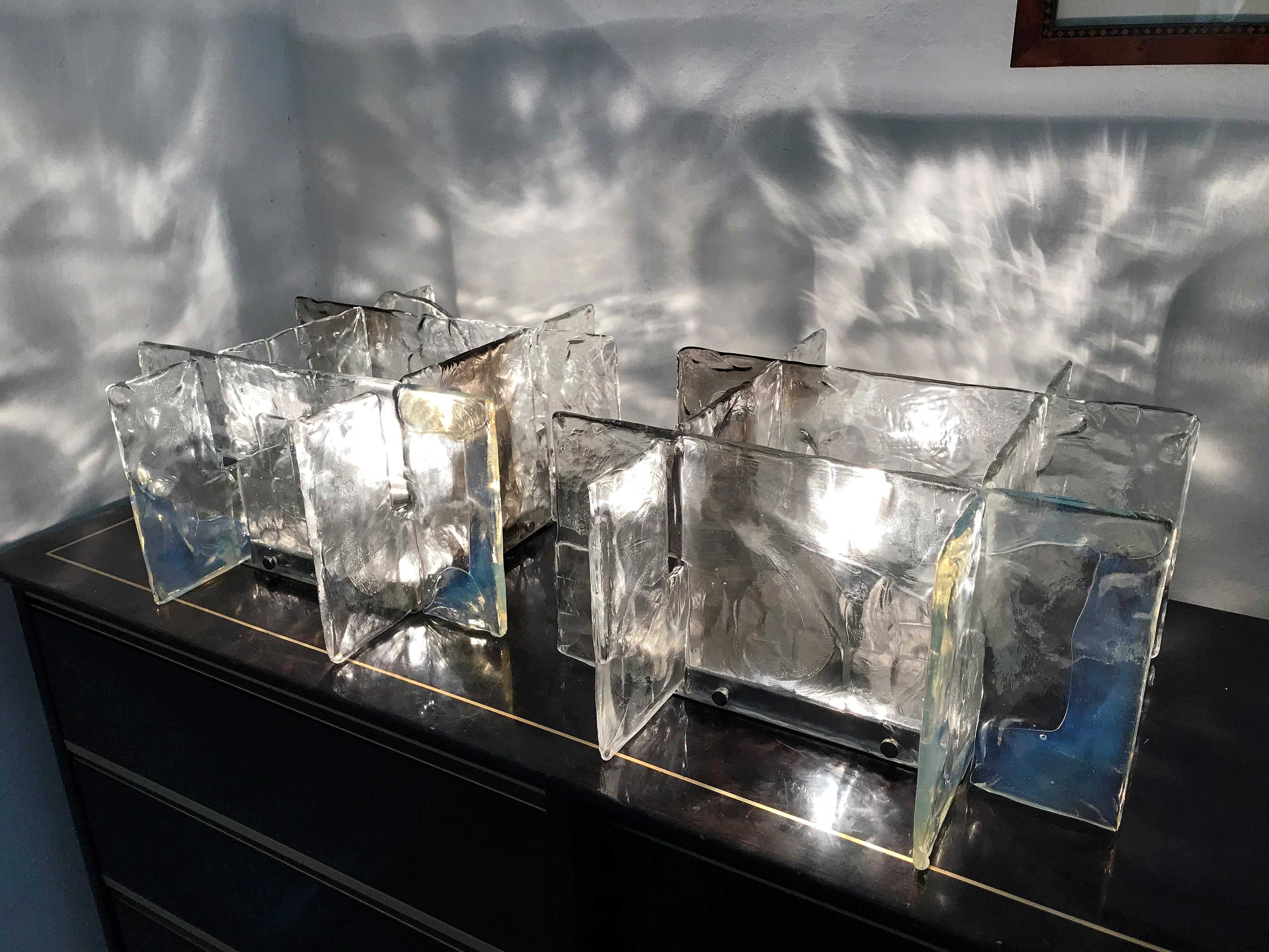 Fin du 20e siècle Paire d'appliques modernes du milieu du siècle dernier en verre de Murano de Carlo Nason pour Mazzega en vente
