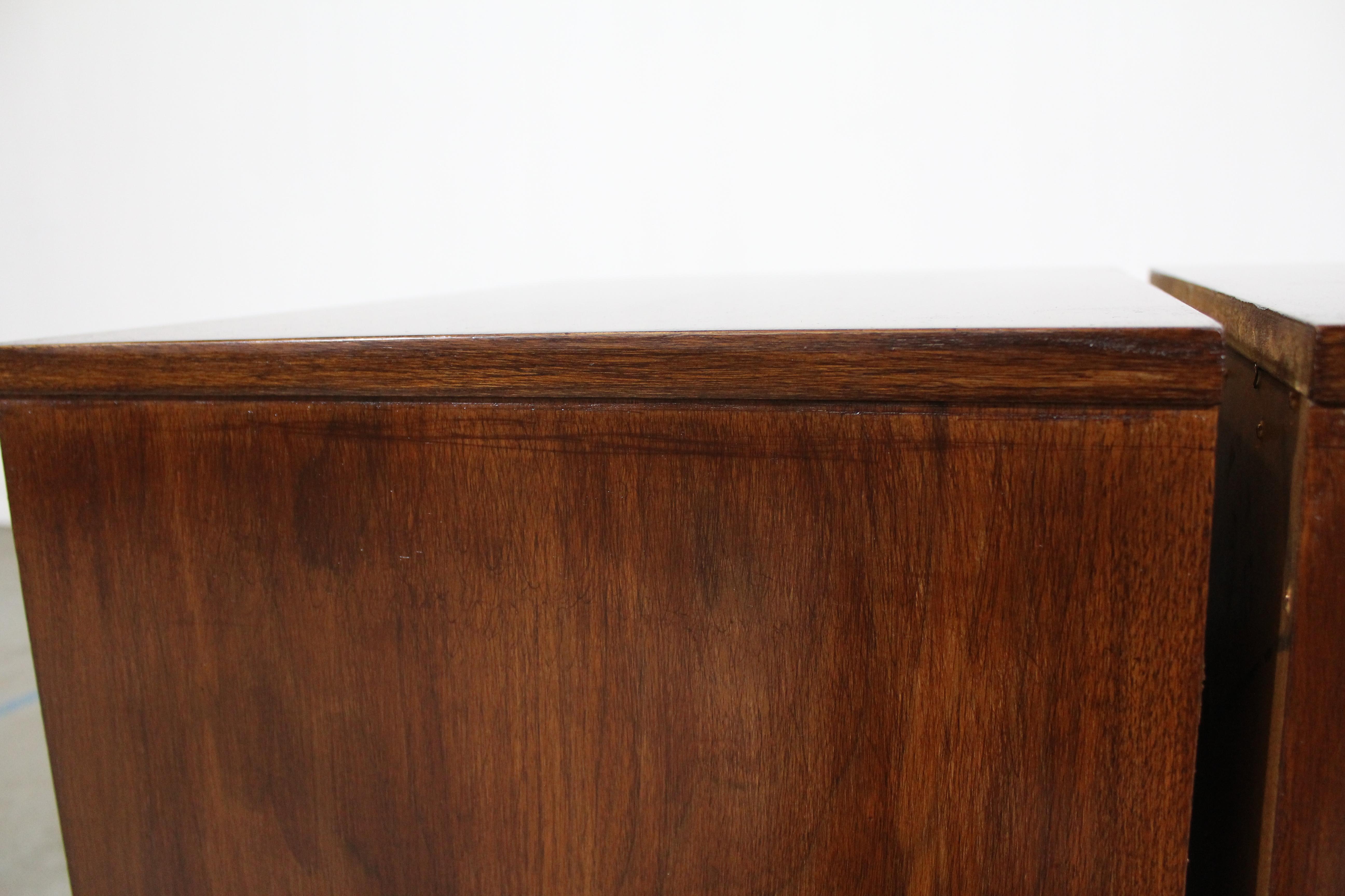 Pair of Mid-Century Modern Sculpted Concave Walnut Nightstands 2