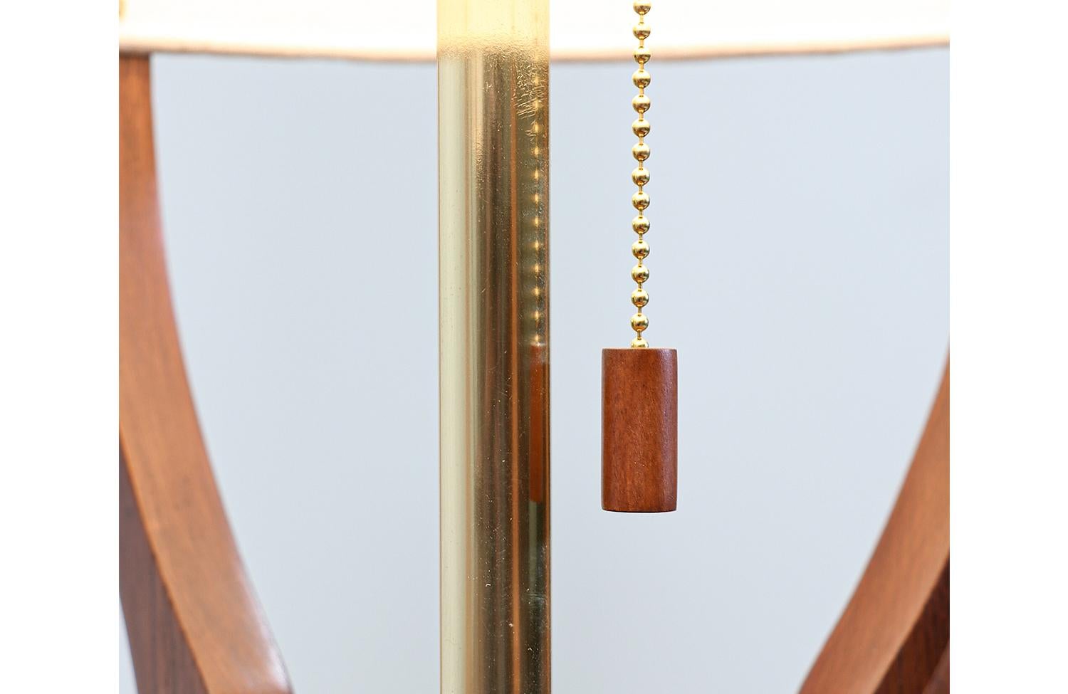 Brass Pair of Mid-Century Modern Sculpted Walnut Table Lamps by Modeline