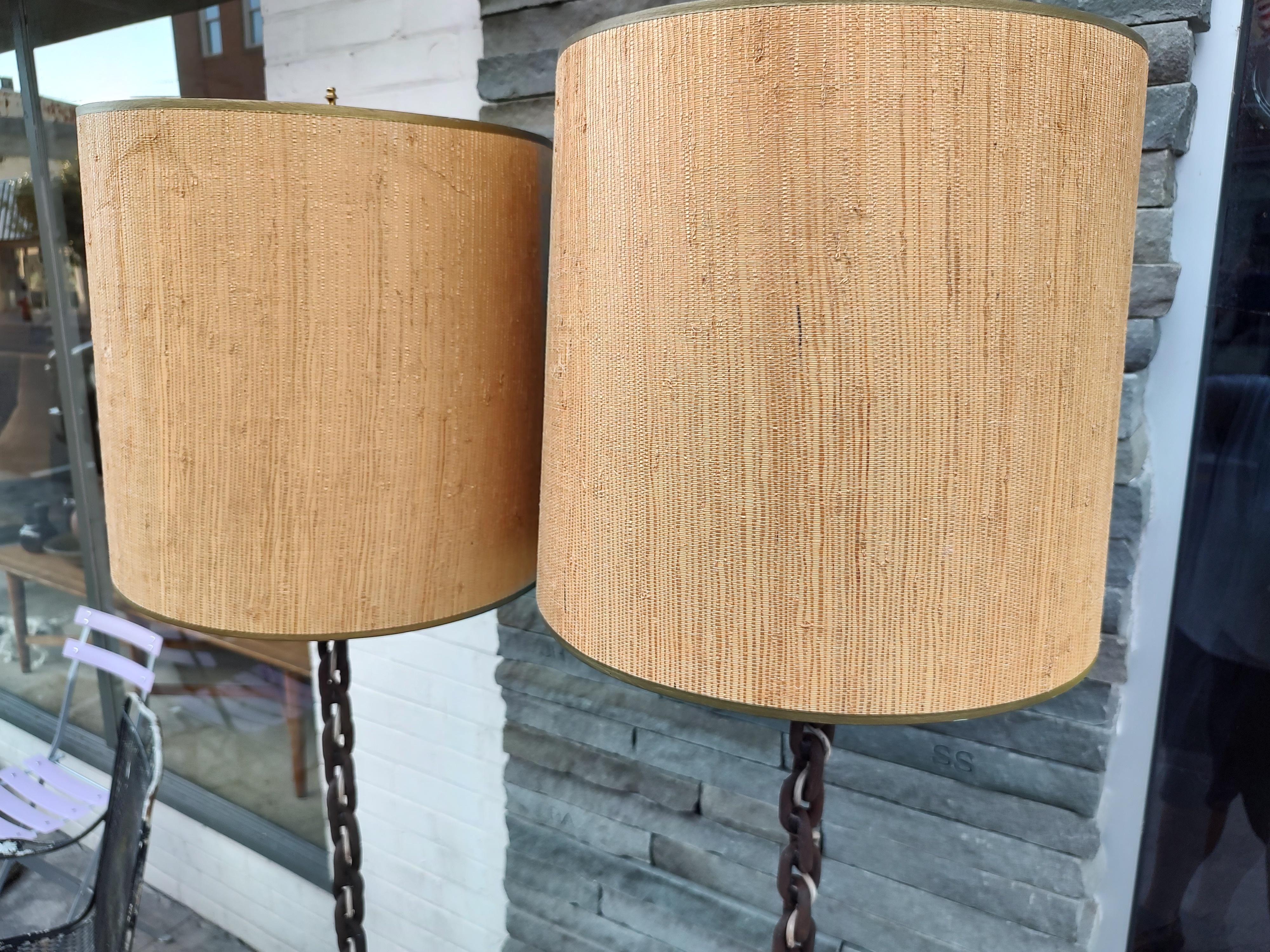 Brass Pair of Mid-Century Modern Sculptural Brutalist Chain Rope Floor Lamps For Sale