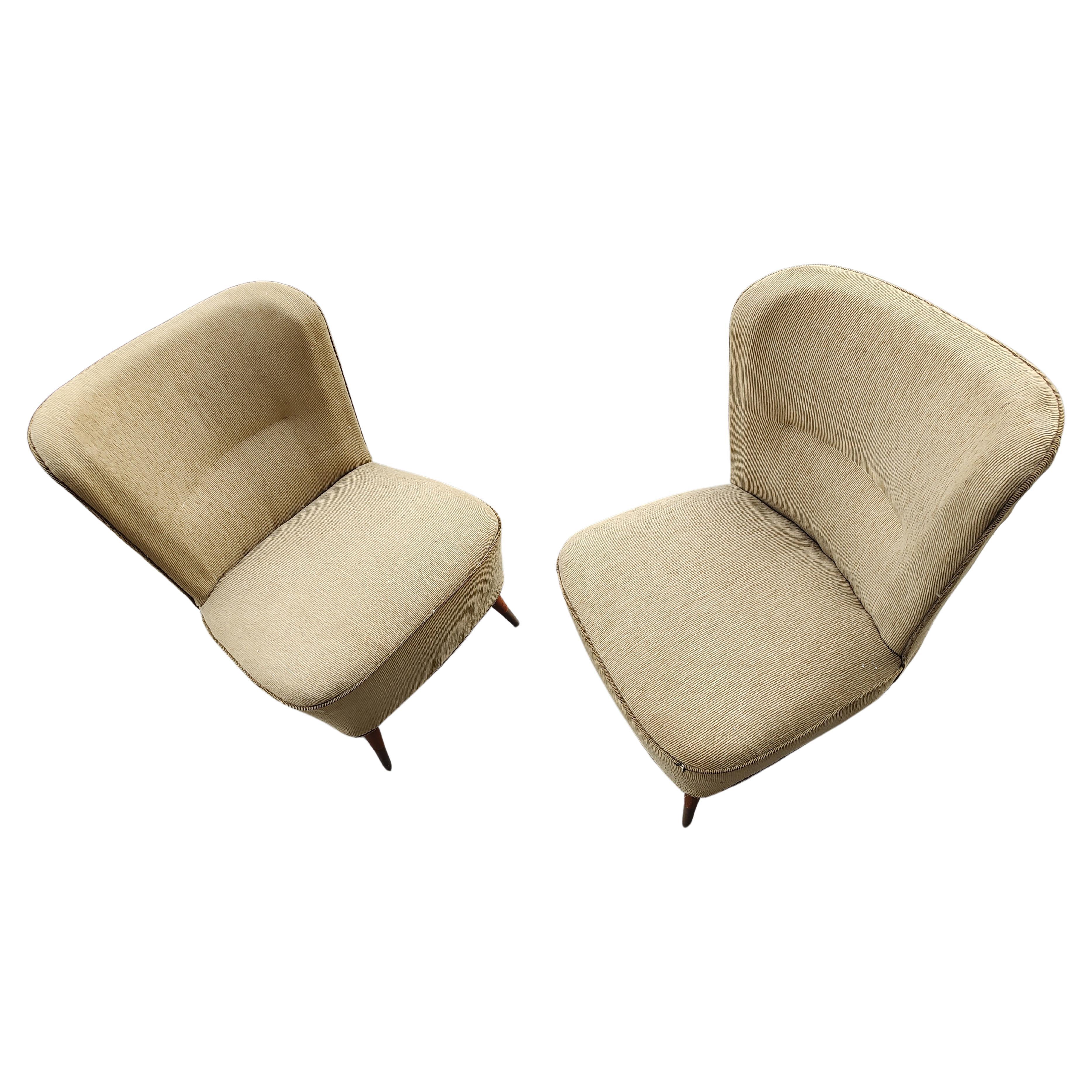 Mid-Century Modern Paire de chaises à pantoufles italiennes sculpturales et modernes du milieu du siècle dernier C1950 en vente