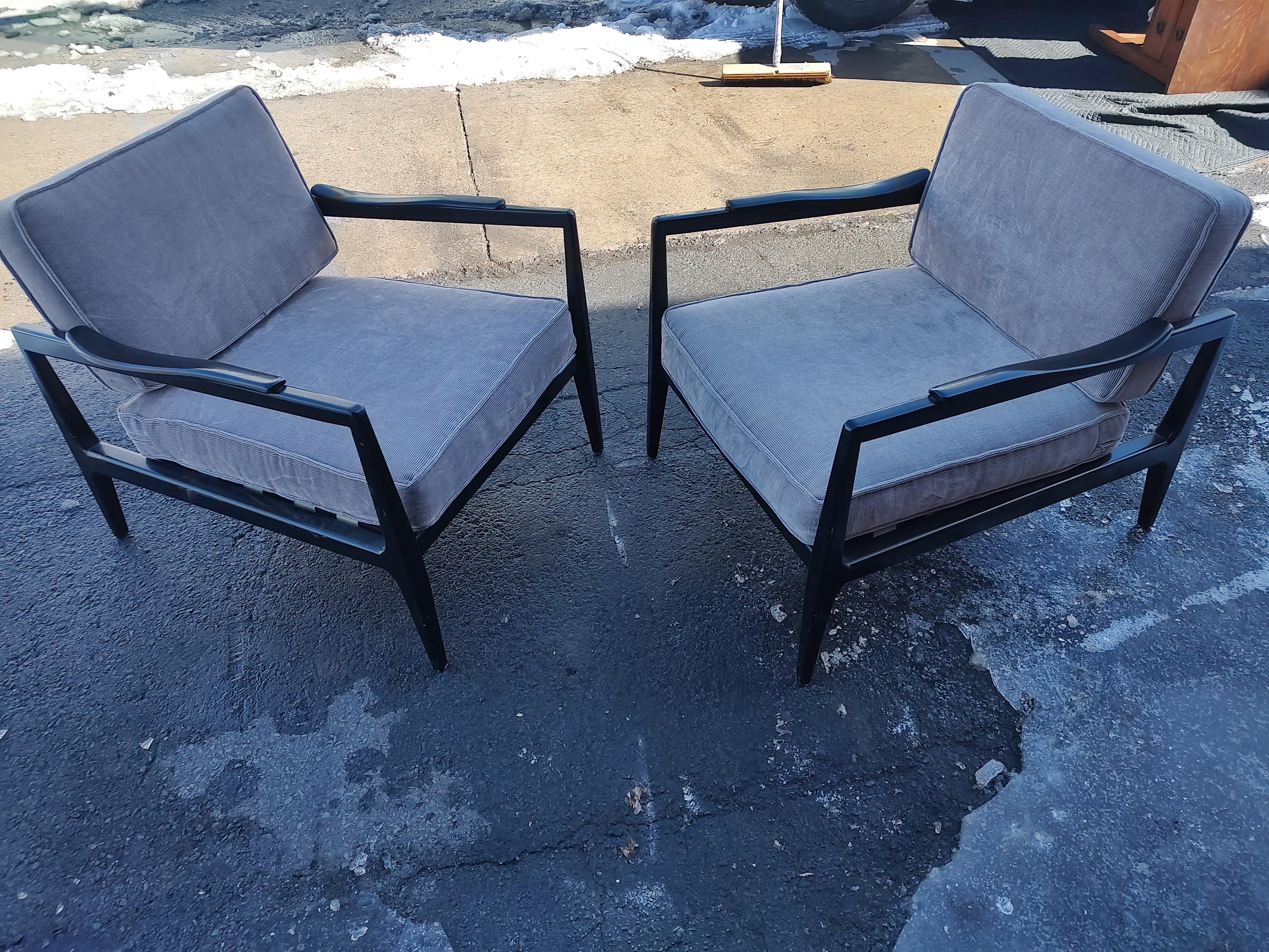 Pair of Mid Century Modern Sculptural Lounge Chairs by Edmond Spence For Sale 4