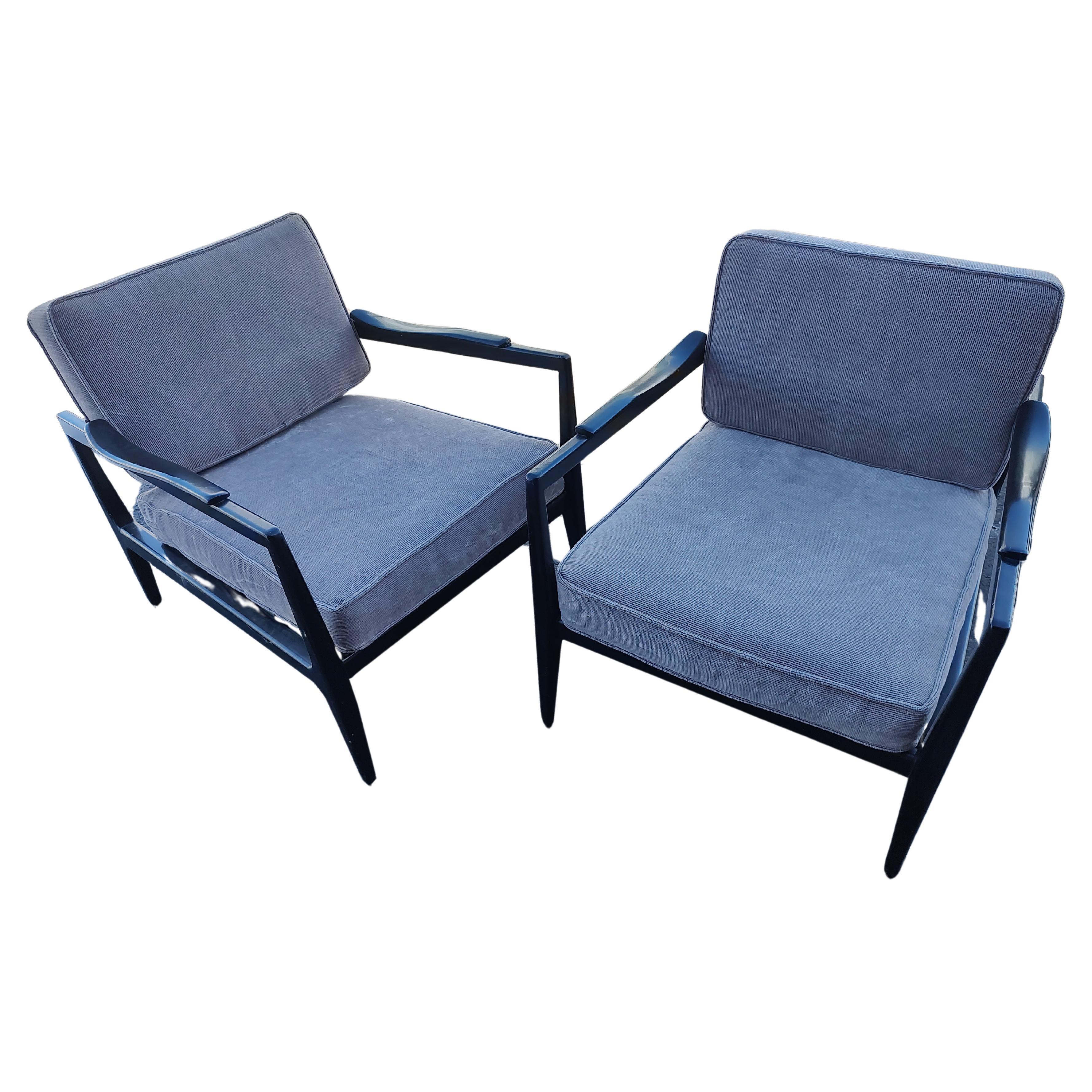Pair of Mid Century Modern Sculptural Lounge Chairs by Edmond Spence In Good Condition For Sale In Port Jervis, NY