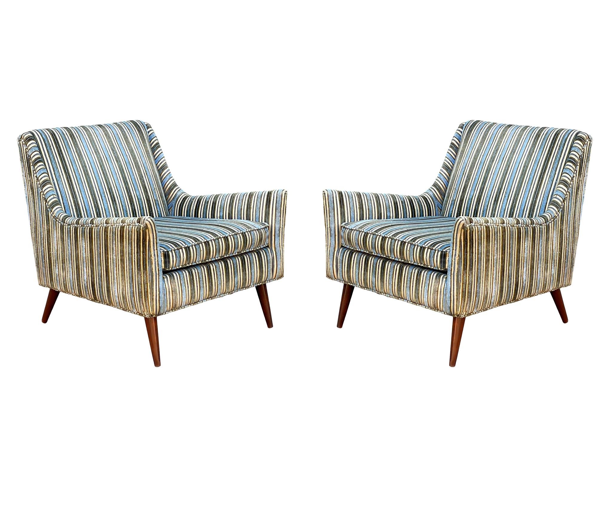 Pair of Mid-Century Modern Sculptural Lounge Chairs in the the of Harvey Probber For Sale 3