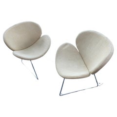 Paire de chaises longues sculpturales modernes du milieu du siècle dernier, style Pierre Pauline F438